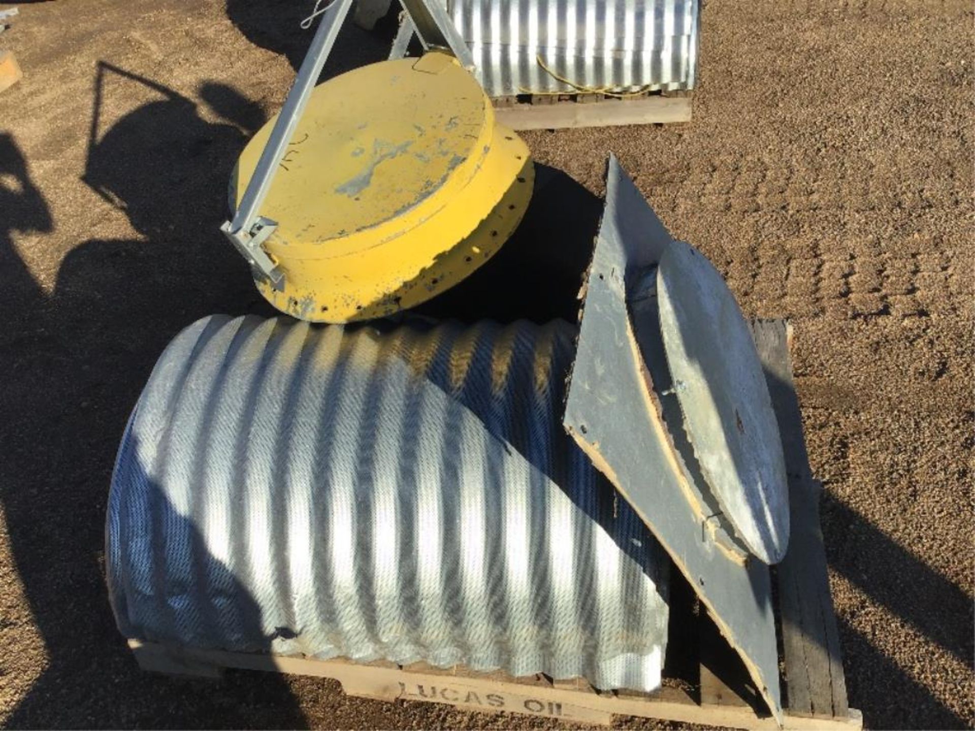 Half Moon Aeration w/Bin Lid Lot #s' 61, 62 & 63 Selling on Choice.