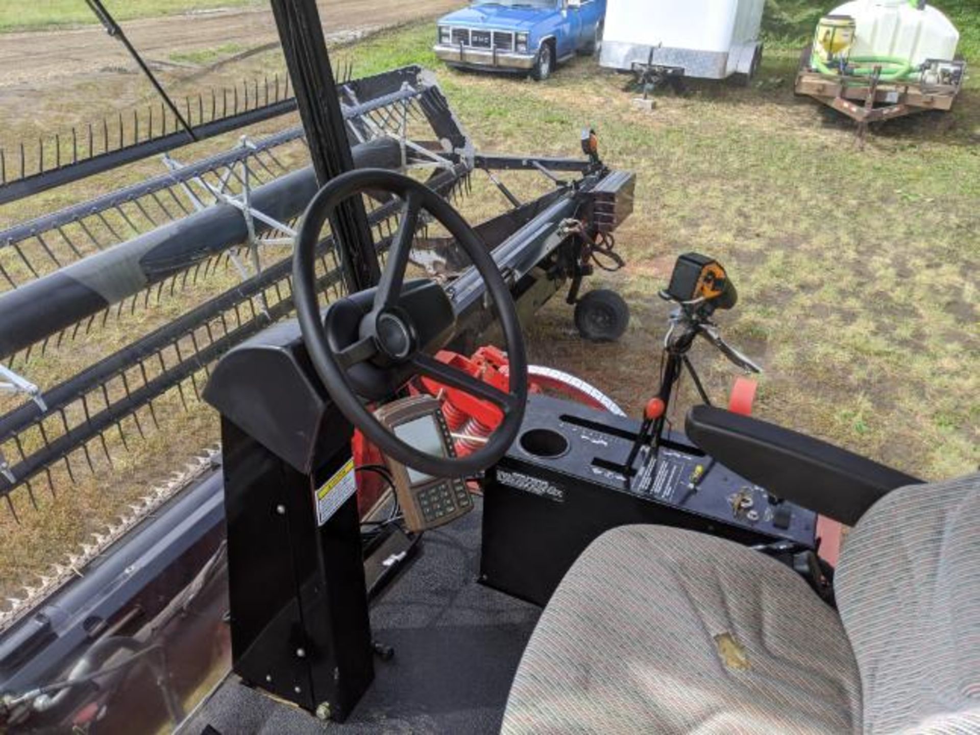 2002 Massey Ferguson 220XL 30Ft Swather 1507hrs 4.2 Perkins Eng, 5000 Series Header, Rear Weights, - Image 8 of 32