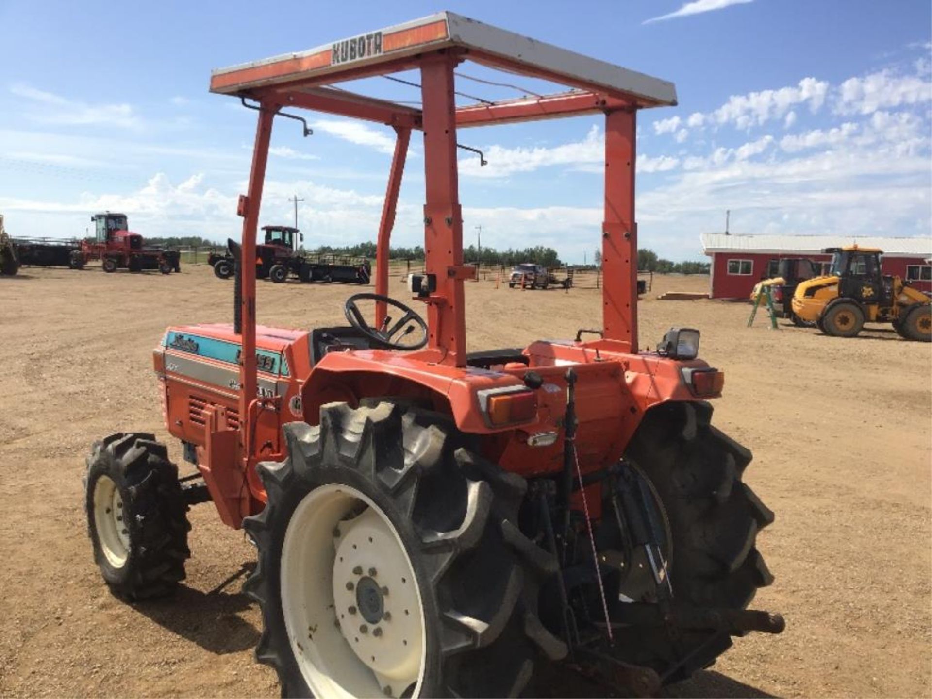 L1-455 Sunshine Kubota MFWD Tractor 5cyl 55hp Diesel Eng, 3pt, 540 4-Range PTO, Shuttle Shift, - Image 6 of 19