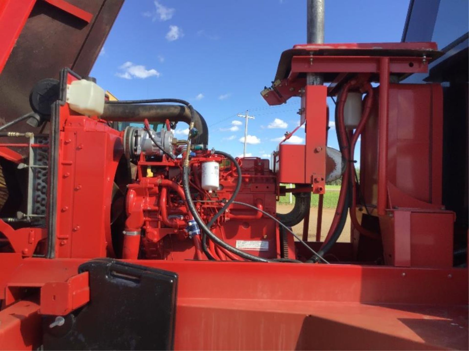 2002 Massey Ferguson 220XL 30Ft Swather 1507hrs 4.2 Perkins Eng, 5000 Series Header, Rear Weights, - Image 29 of 32