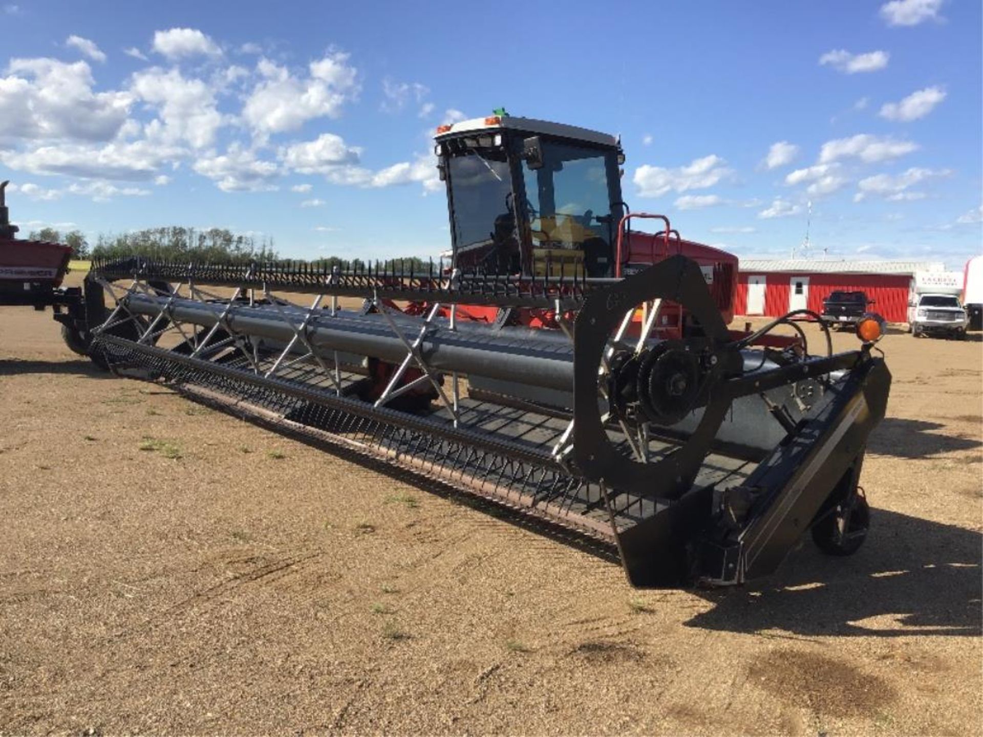 2002 Massey Ferguson 220XL 30Ft Swather 1507hrs 4.2 Perkins Eng, 5000 Series Header, Rear Weights, - Image 9 of 32