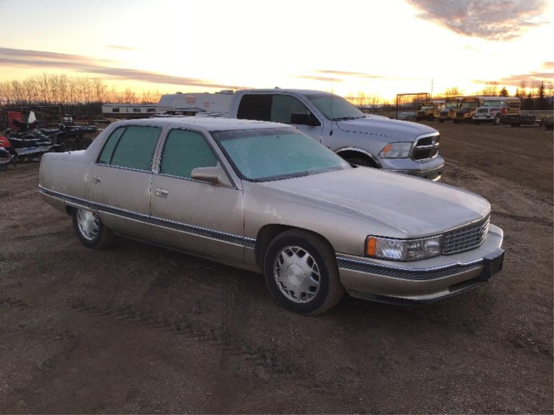 1995 Cadillac Concours 4-Door Car VIN 1G6KF52Y3SU208542 V8 4.6L Eng, A/T, 189,615km, Power Heated - Image 2 of 18