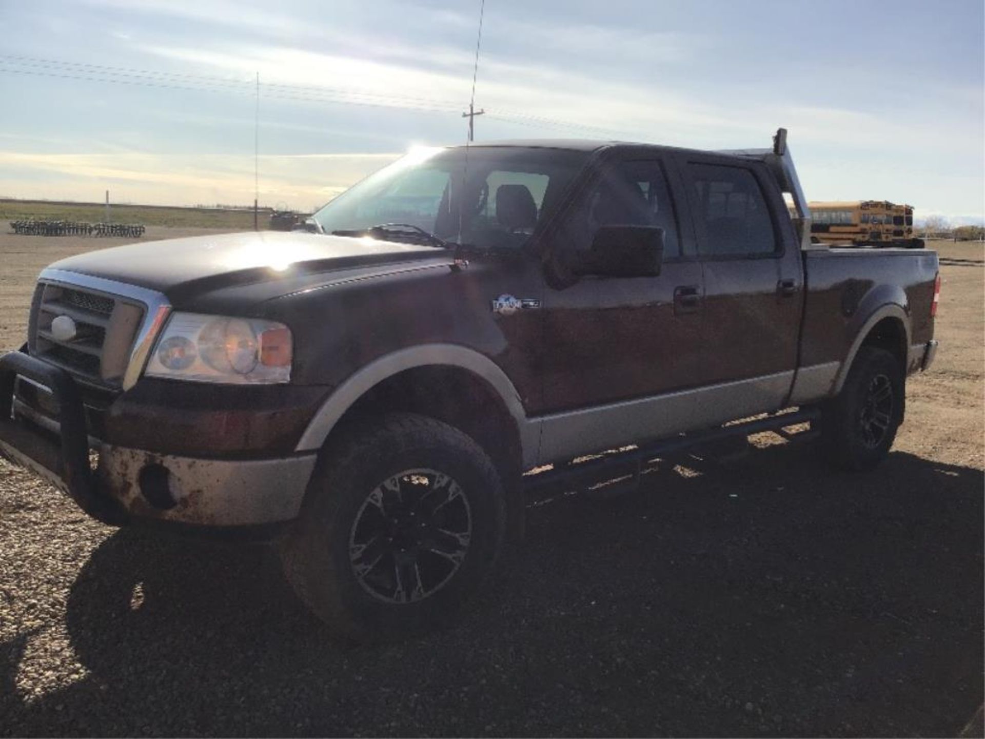 2007 Ford F150 King Ranch Crew Cab 4x4 Pickup VIN 1FTPW14VX7KB20573 5.4L Eng, A/T (Eng not in - Image 2 of 13