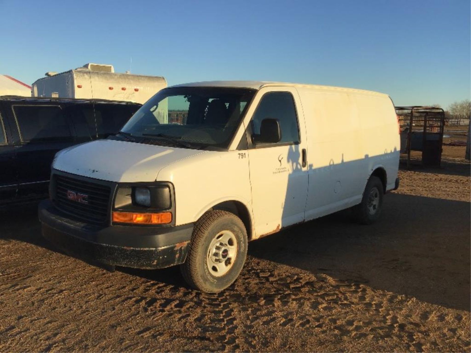 2010 GMC Savanna Cargo Van VIN 1GTZGFBG2A1160845