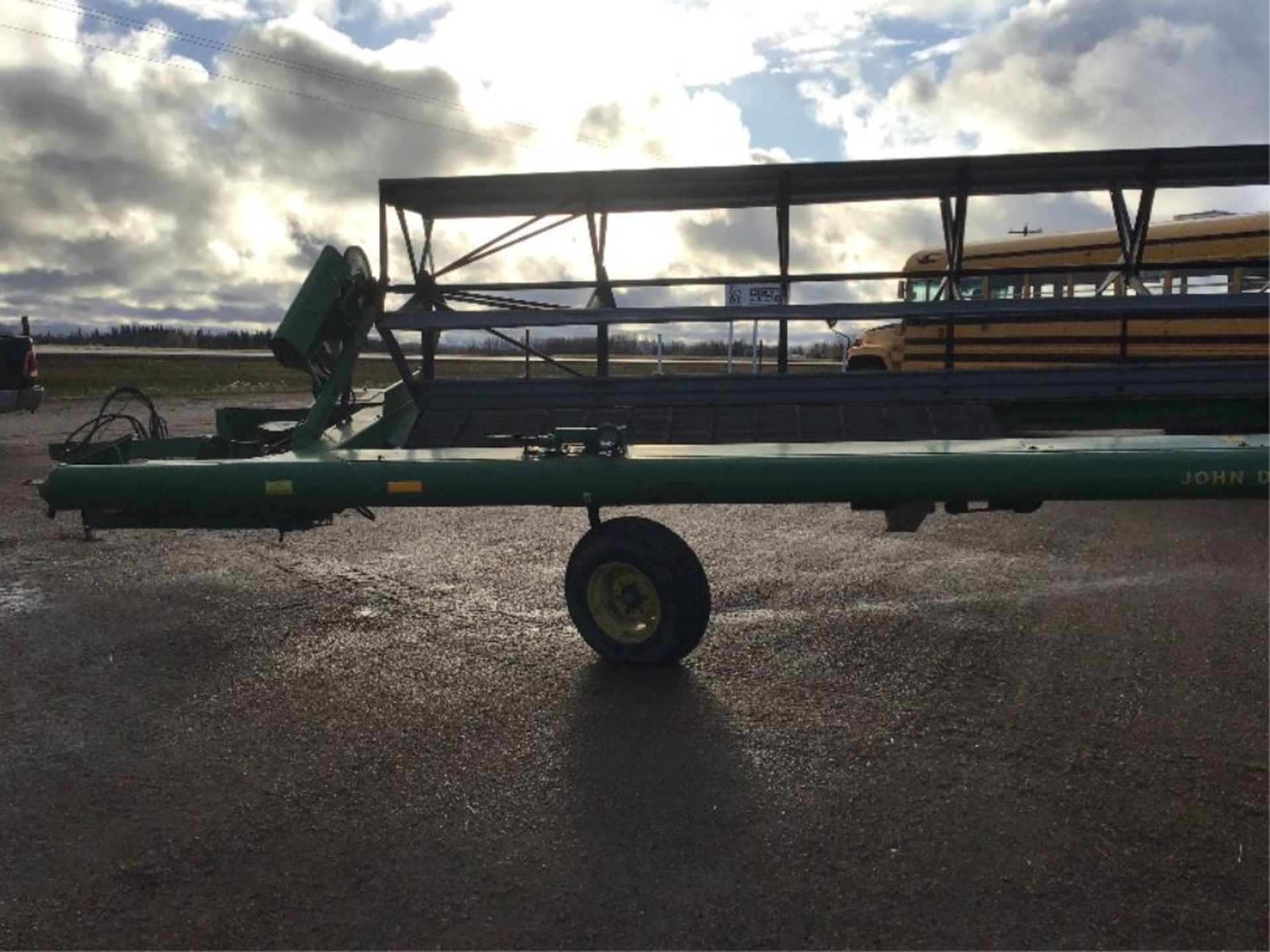 John Deere 590 30Ft Pull Type Swather Batt Reel - Image 3 of 4