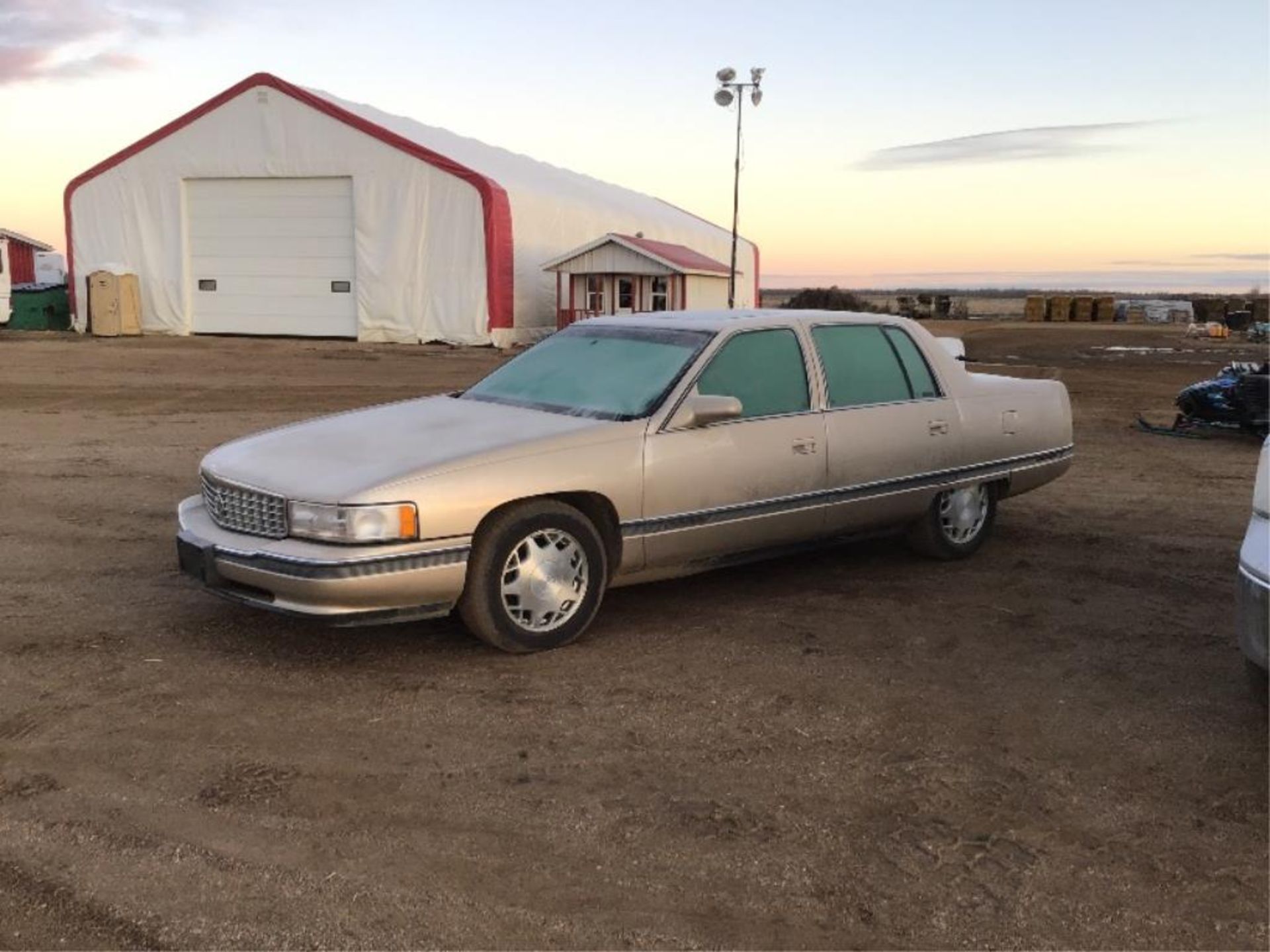 1995 Cadillac Concours 4-Door Car VIN 1G6KF52Y3SU208542 V8 4.6L Eng, A/T, 189,615km, Power Heated