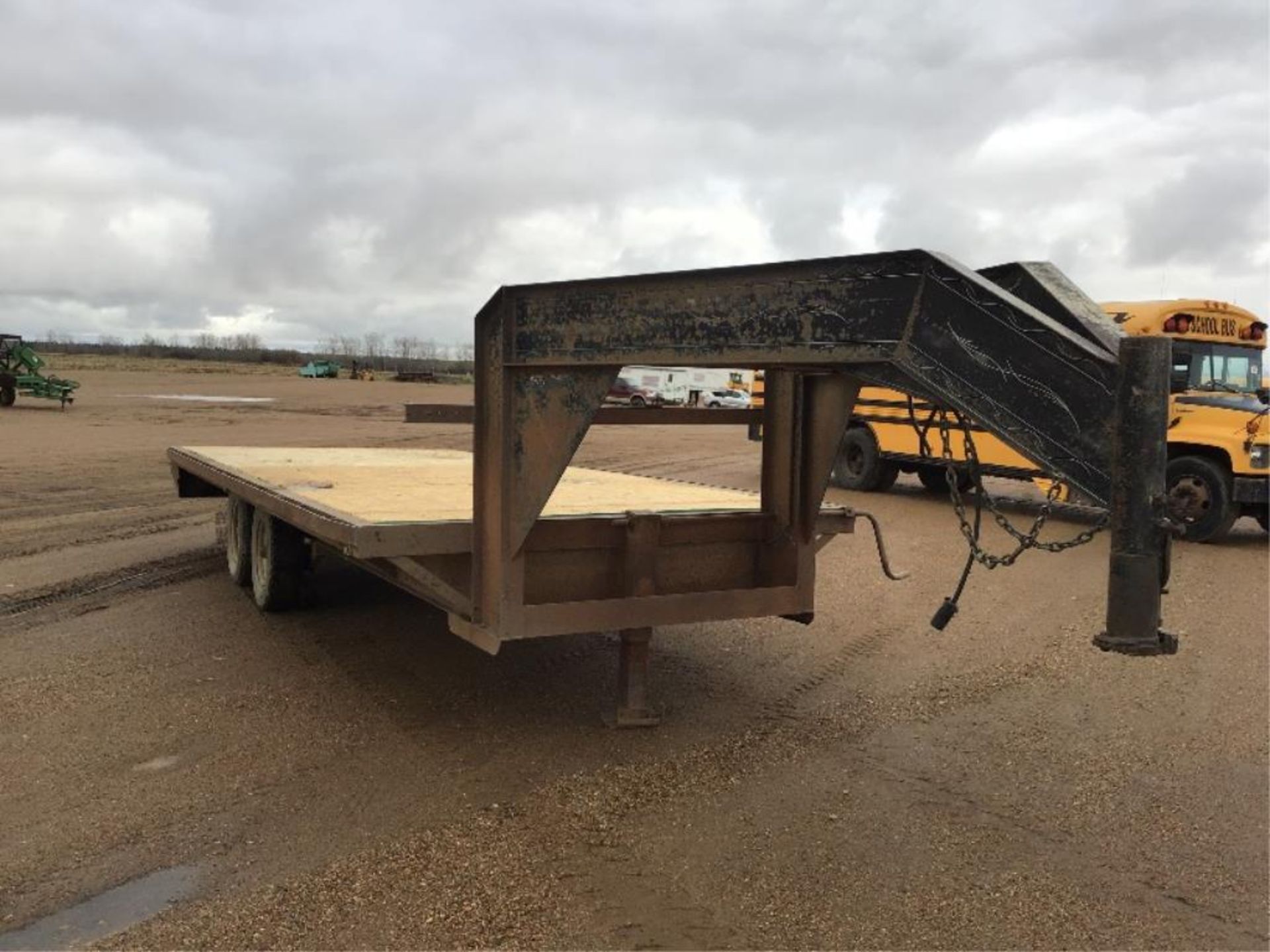 20FT SWS Gooseneck Trailer VIN 4P5GF2029P1117046 - Image 2 of 7