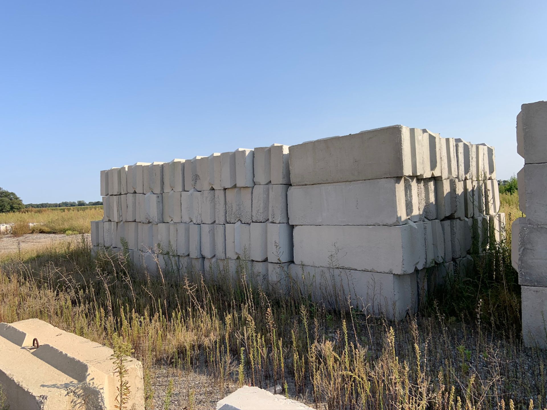 Concrete Barrier Block - Image 3 of 4