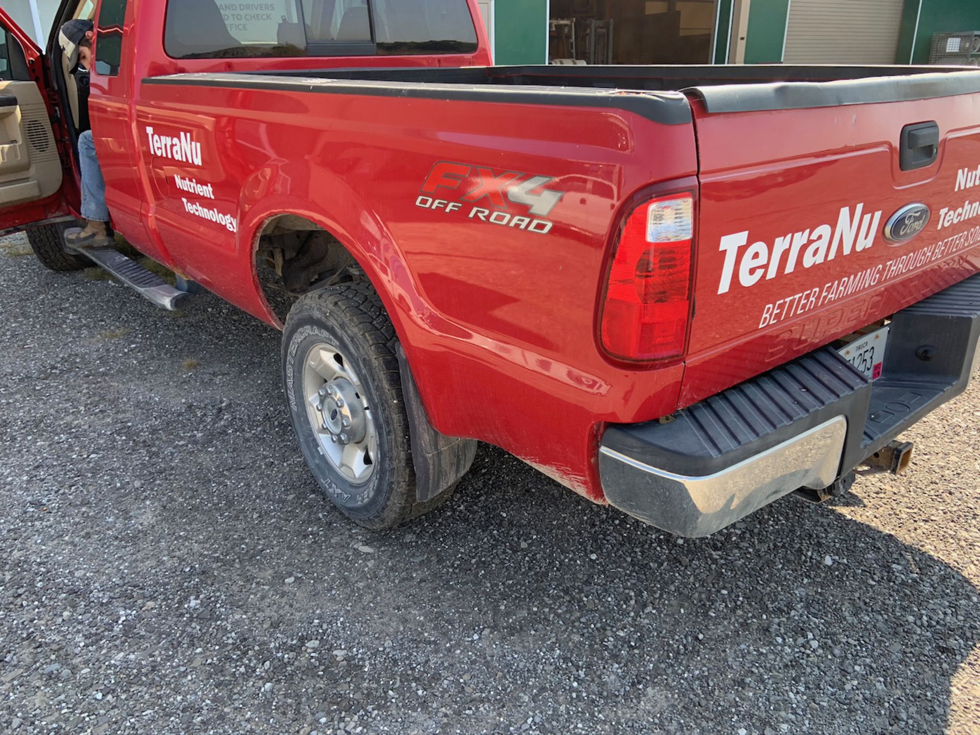 Ford F250 Super Duty Pick Up Truck - Image 4 of 10