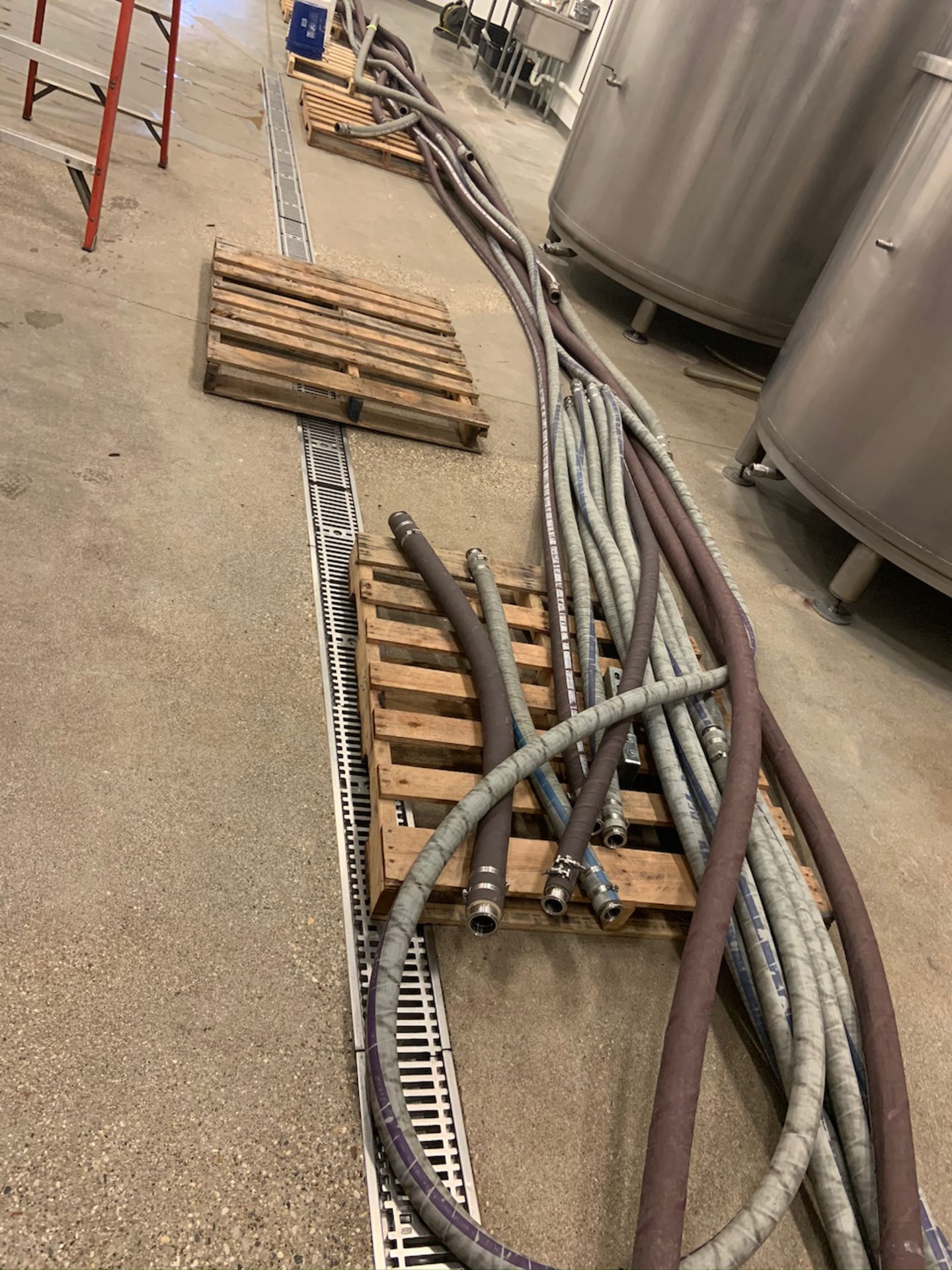 Brewery Hoses - Image 3 of 4