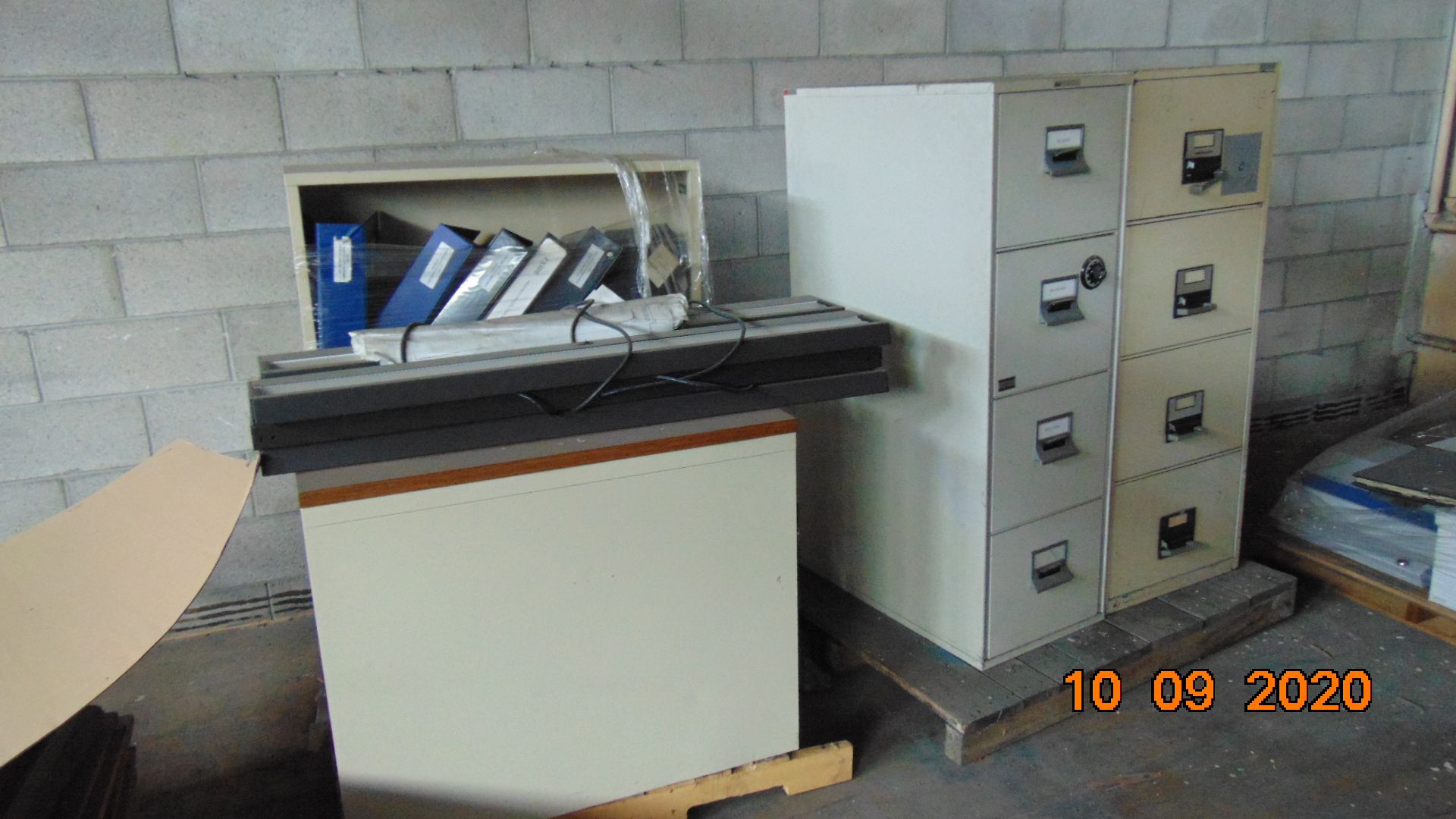 Office Furniture & Equipment - Image 2 of 6