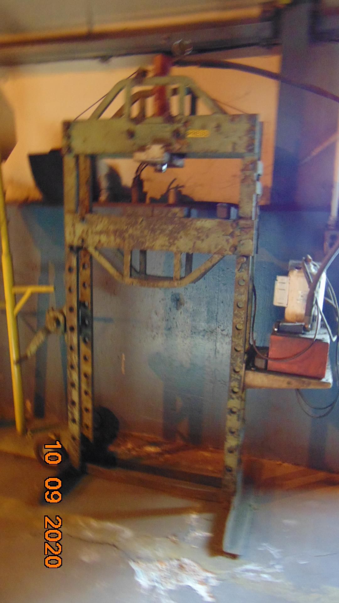 Contents in Properzi Roll Mill Building - Image 14 of 21