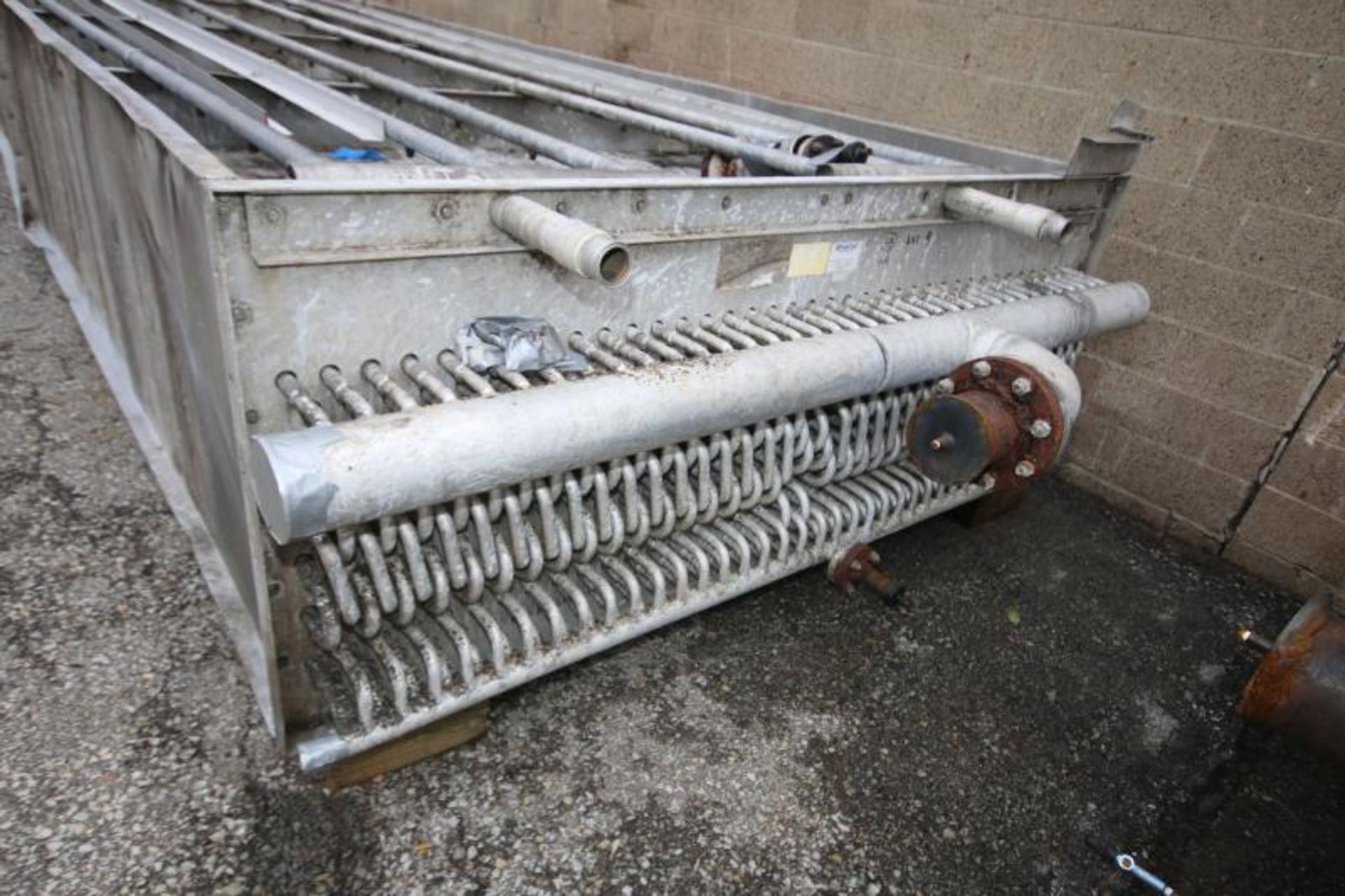 2000 Fridgid Coil Aprox. 24 ft L x 8 ft W x 3' 3" H Aluminum Refrigeration Coil, Model 92.5 x 20 x - Image 2 of 7