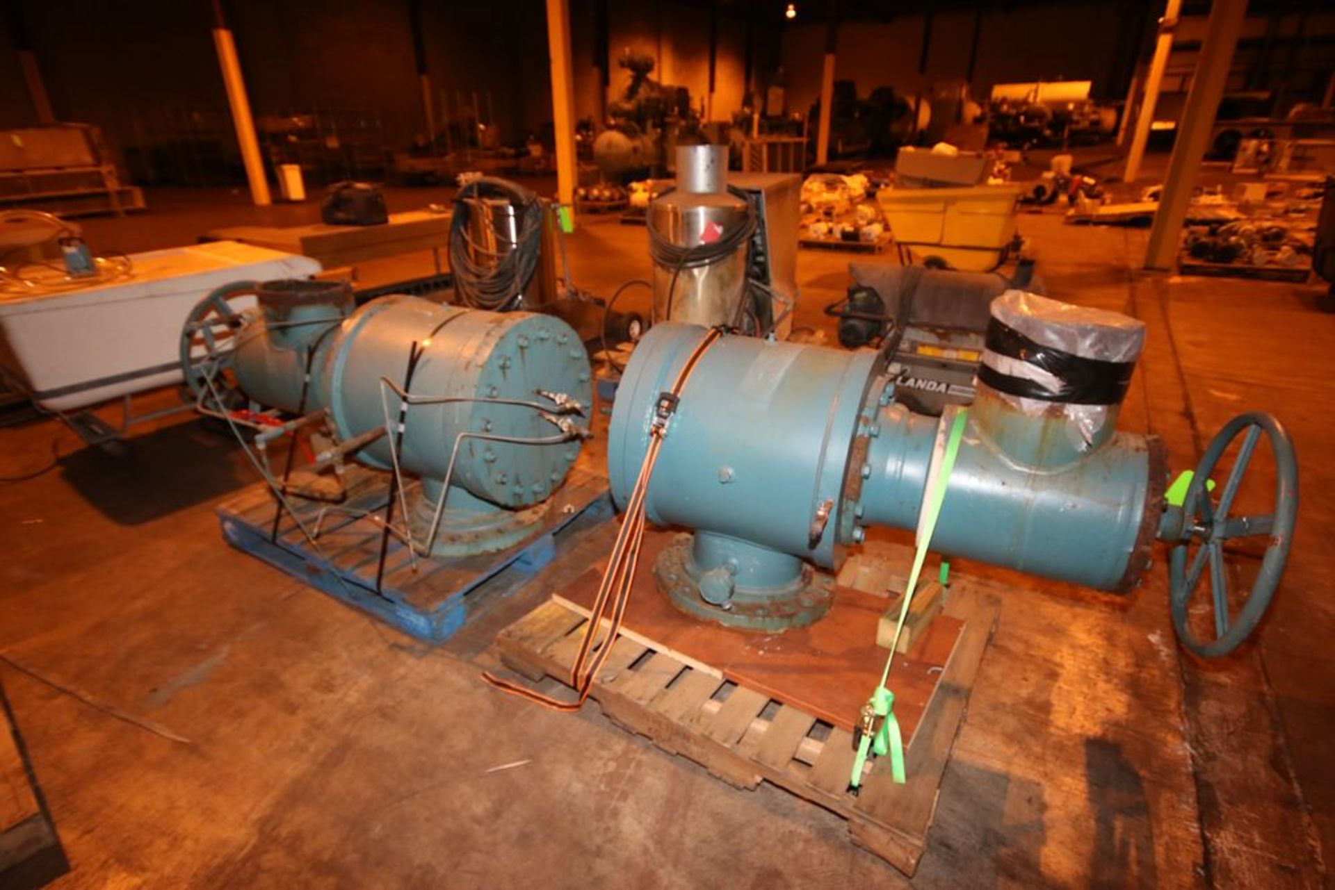 Ammonia Valves, Includes Turn Wheel, with Bolt Type Inlet/Outlet (LOCATED IN BROCKPORT, N.Y.) & ( - Image 3 of 3