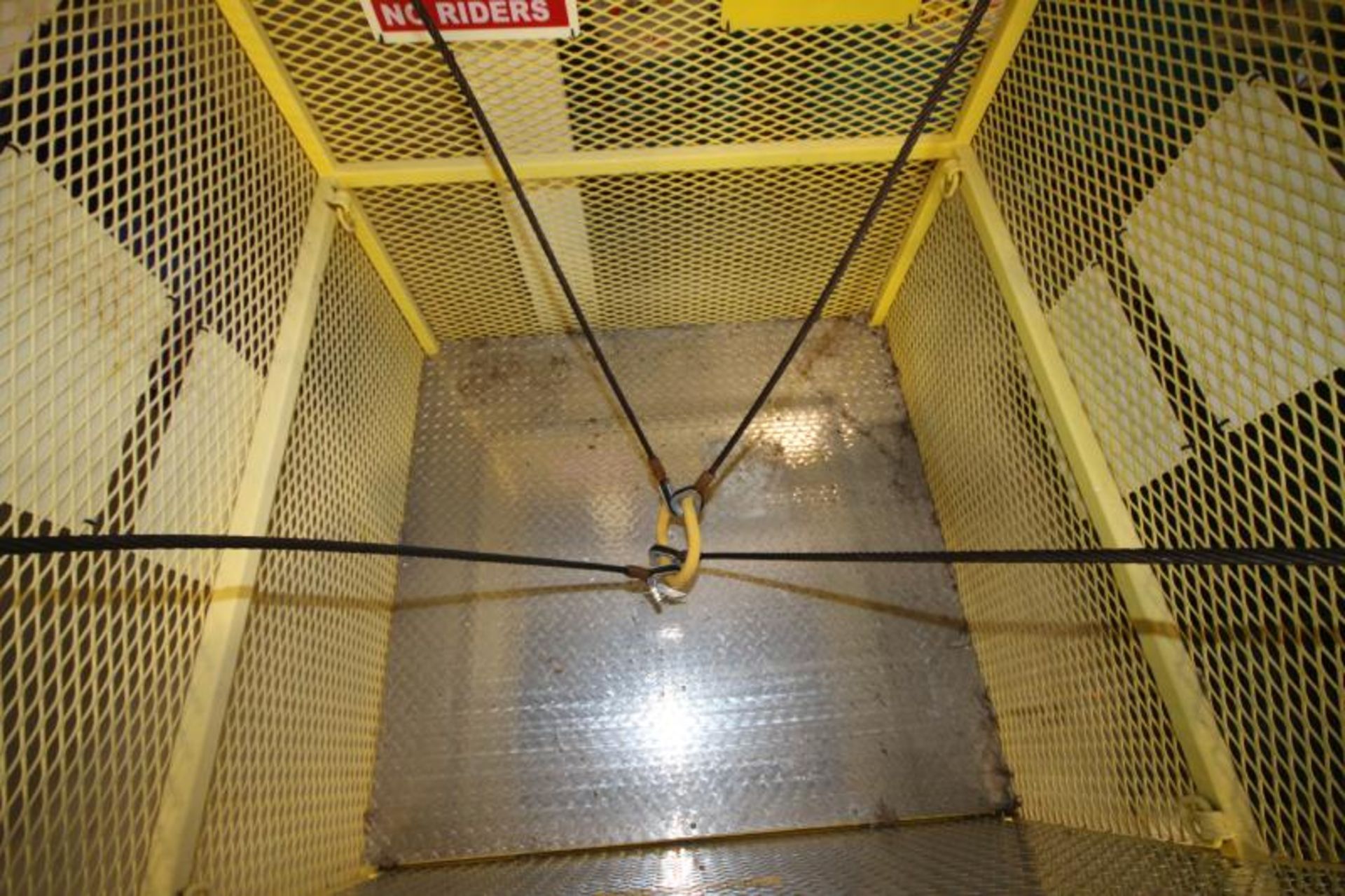 Aprox. 52" L x 51" W x 48" H Steel Crane Basket with Hinged Ranp, Diamond Plate Floor, Fork - Image 3 of 3