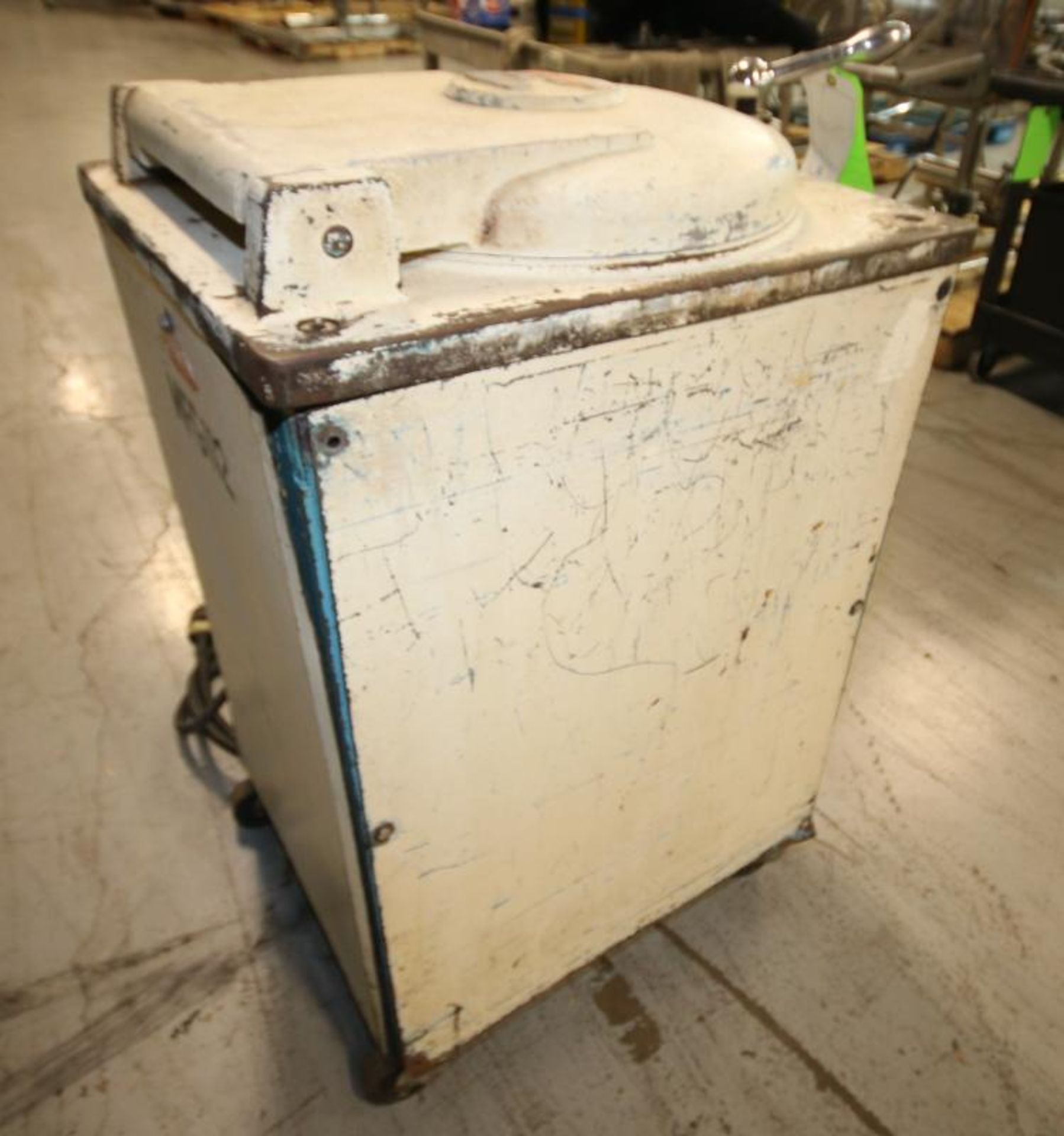Mono Bakery Equipment Dough Molder, Model MFG112 (Located at the MDG Showroom in Pittsburgh, PA) - Image 4 of 5