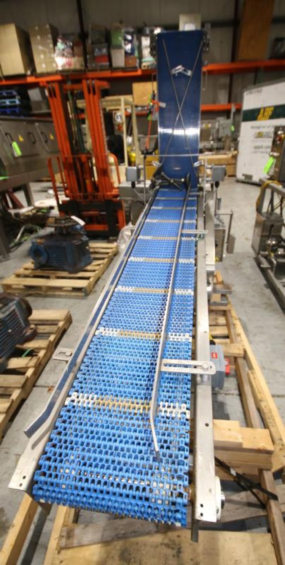 Line Source 7 ft L x 12" W x 25" to 30" H S/S Inclined Conveyor, Model CV8016, SN L02047, with - Image 3 of 5