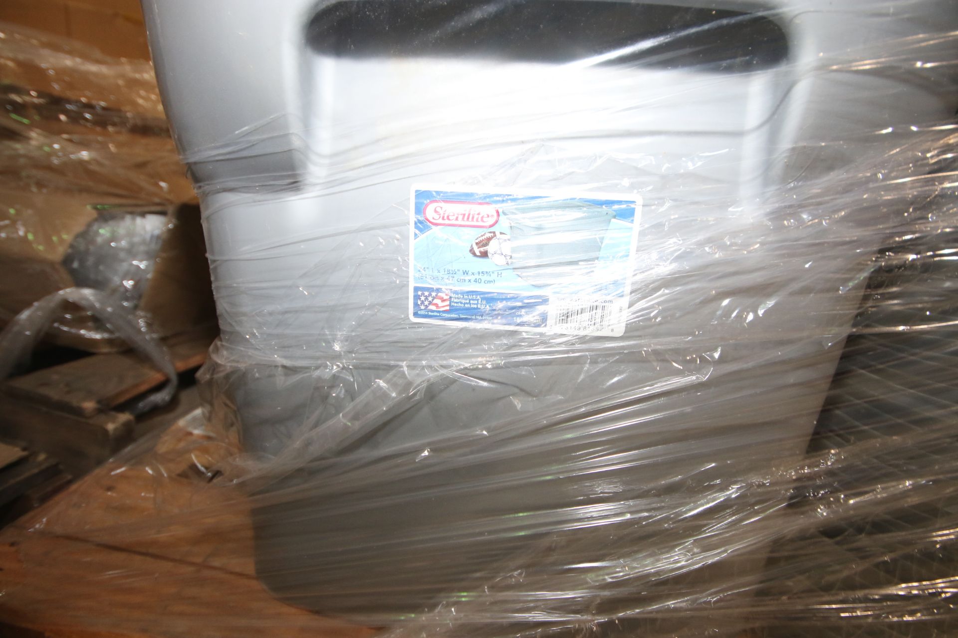 Pallets of Plastic Totes, with 5 Gal. Buckets (LOCATED IN YOUNGSTOWN, OH) (Rigging, Handling & - Image 4 of 4