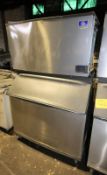 Manitowoc Ice Maker, Model B970 (Located at the MDG Auction Showroom in Pittsburgh, PA)