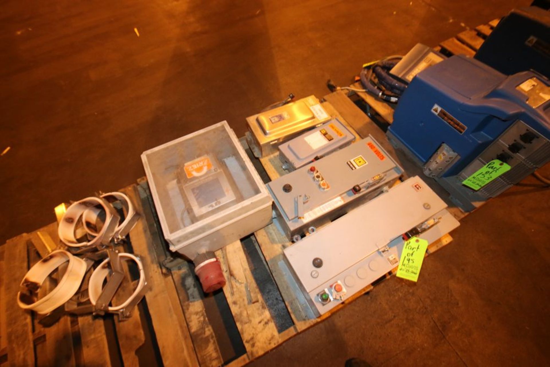 Lot of Assorted Electrical Panels & Safety Switches, Includes S/S Safety Switches & Assorted Control - Image 10 of 15