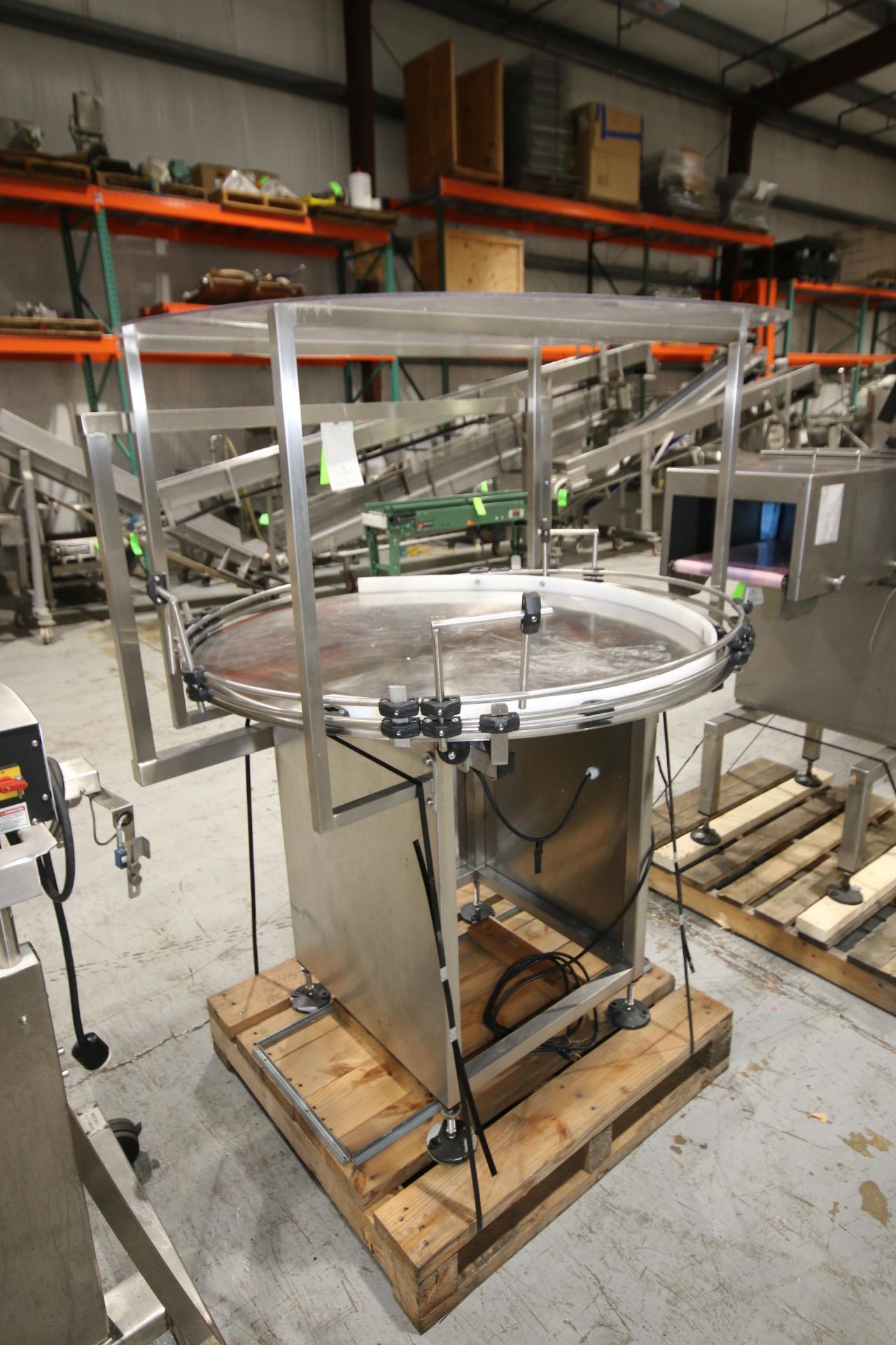 Inlne Filling Systems S/S Accumulation Table, S/N 330000, with Aprox. 45" Dia. Turn Table, - Image 3 of 5