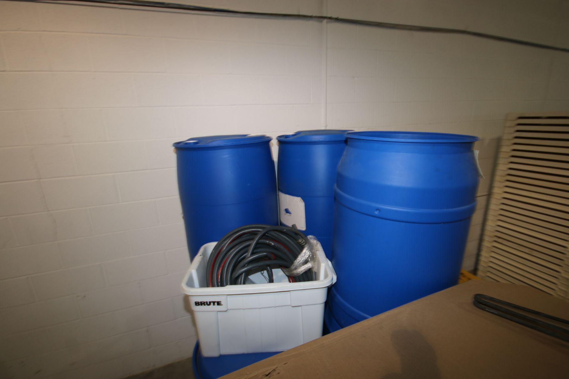 Blue 55 Gal. Barrels with Lids, Includes Barrel Heating Coil (LOCATED IN YOUNGSTOWN, OH) (Rigging, - Image 3 of 3