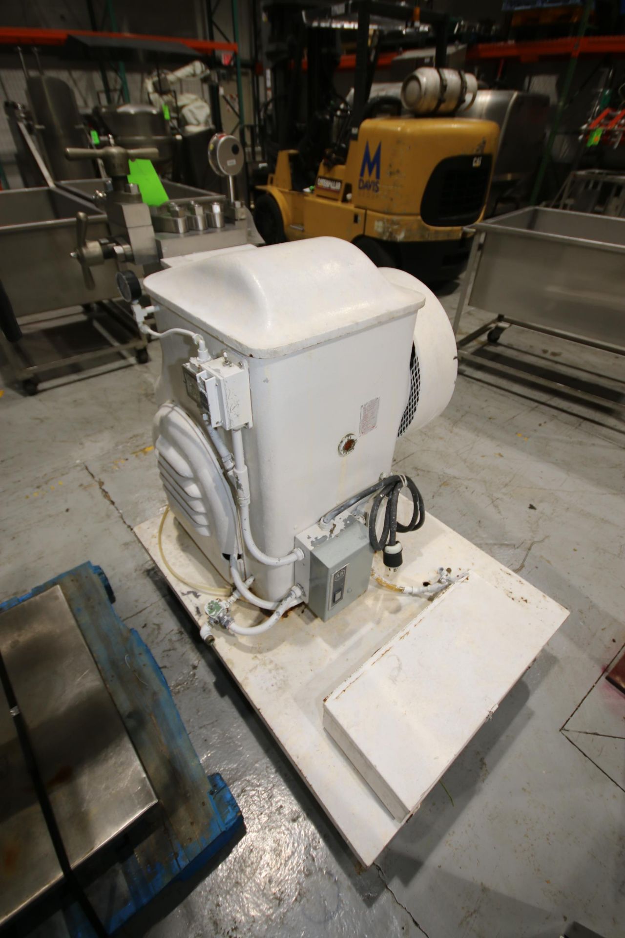 Gaulin 3-Piston Homogenizer, M/N 60MS5TBS, S/N 8818677, with 1-1/2" Clamp Type Inlet/Outlet, Mounted - Image 8 of 8