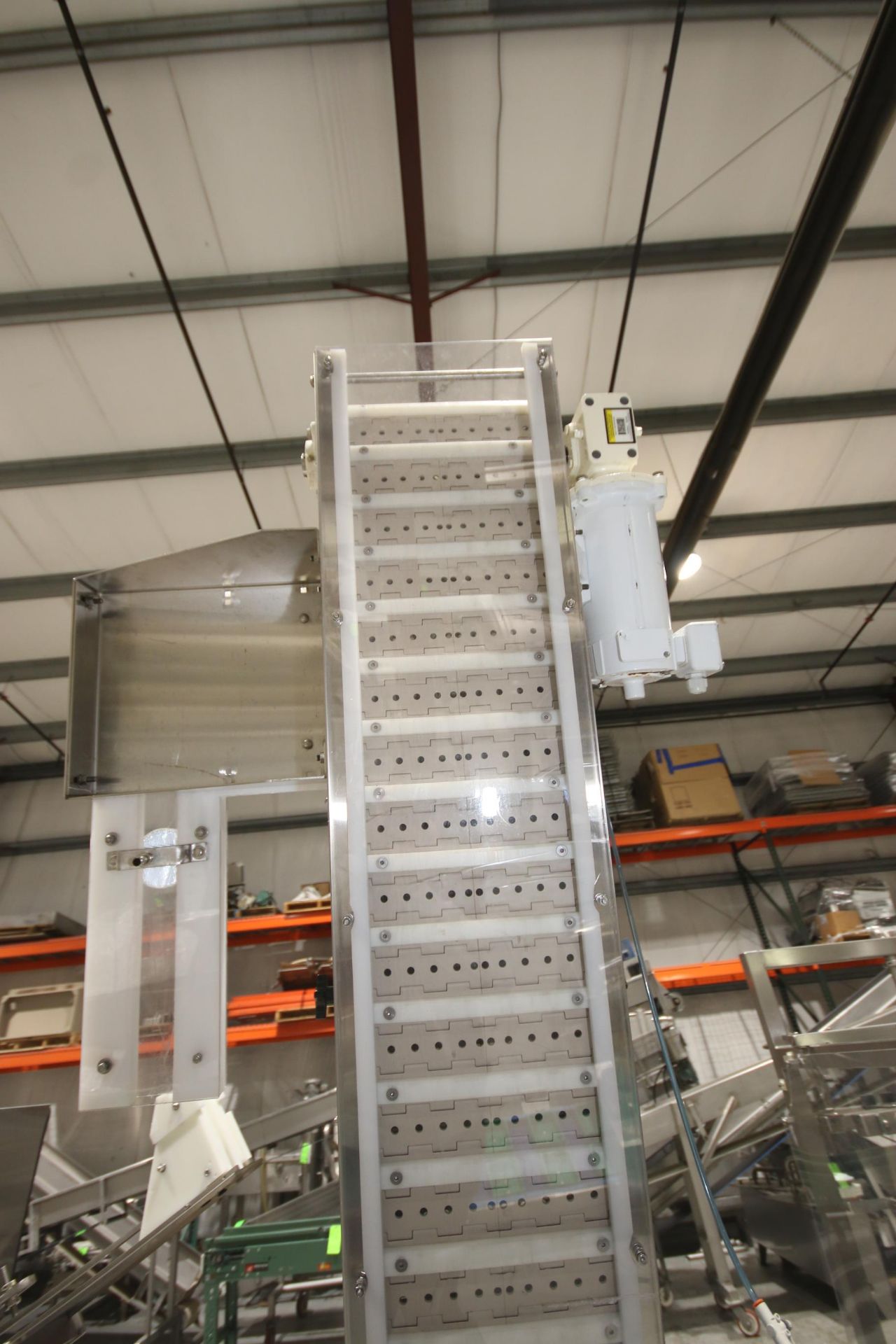 Inline Filling Systems S/S Cap Elevator Hopper, S/N 33016, 110 Volts, 1 Phase, with 11" W Conveyor - Image 4 of 7