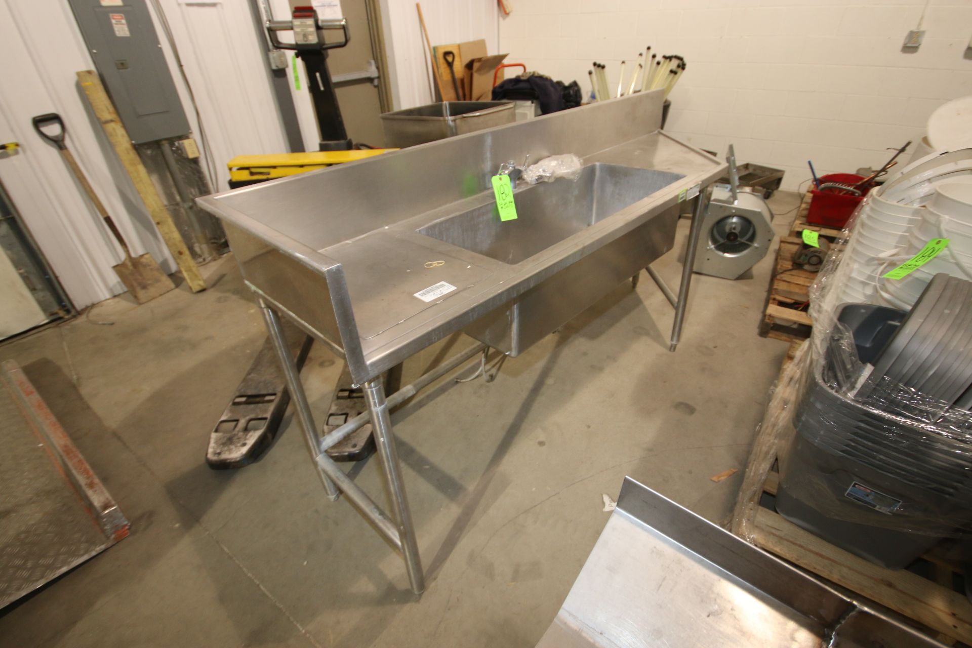 Single Bowl S/S Sink, Overall Dims.: Aprox. 96" L x 23" W x 36" H (LOCATED IN YOUNGSTOWN, OH) (