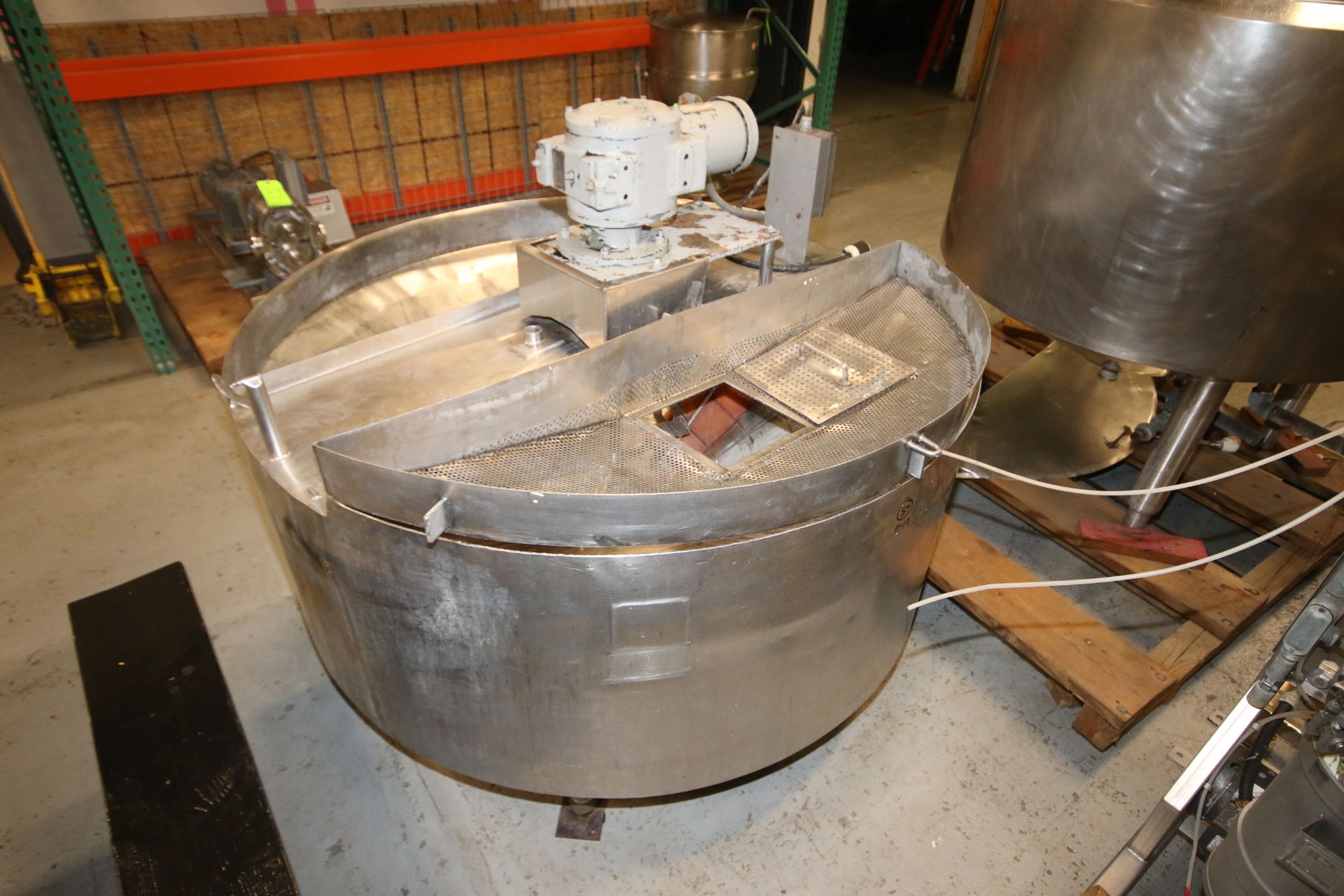 S/S Cone Kettle, with S/S Sweep Agitation, with 1.5 hp Agitation Motor, 1730 RPM, Aprox 66" Top - Image 4 of 4