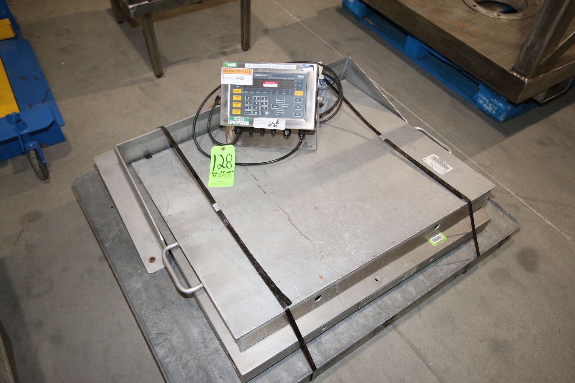 WeighTronix S/S Platform Scale, with Aprox. 36" L x 36" W S/S Platform, with Digital Read Out,