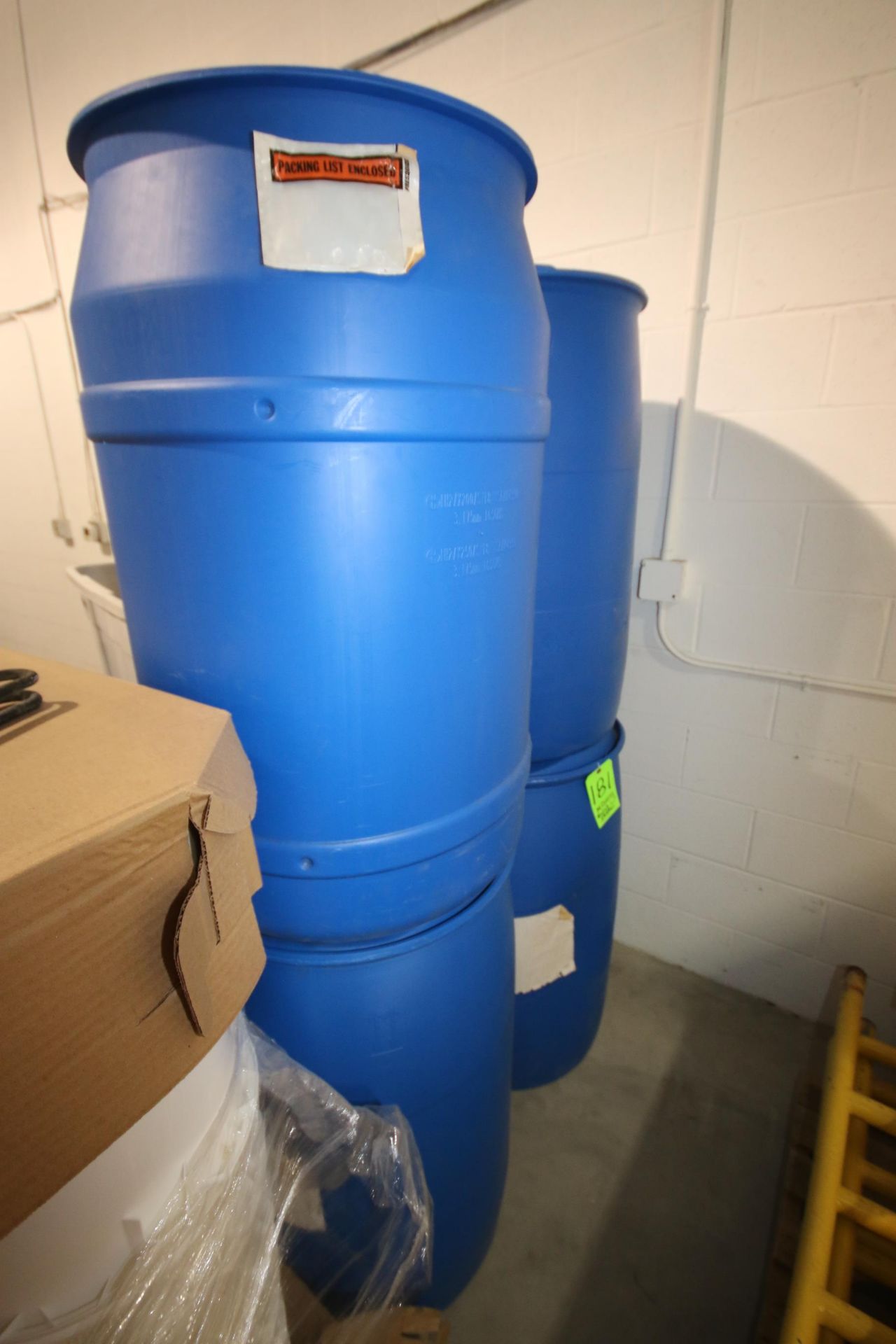 Blue 55 Gal. Barrels with Lids, Includes Barrel Heating Coil (LOCATED IN YOUNGSTOWN, OH) (Rigging,