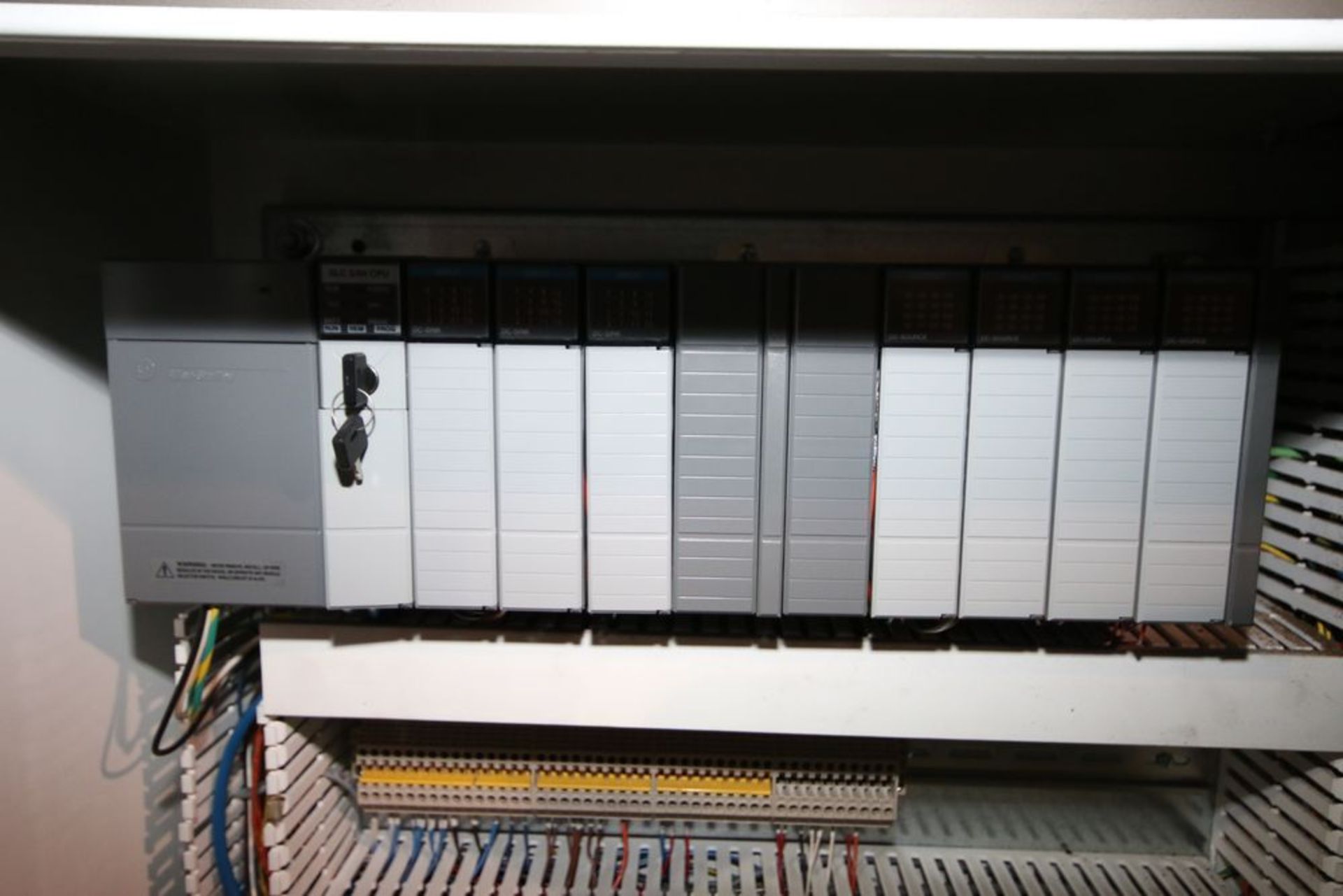 Arthur G. Russel Co. Dual Yogurt Capping Machine, with Allen Bradley 8-Slot PLC, with SLC 5/04 CPU - Image 8 of 13