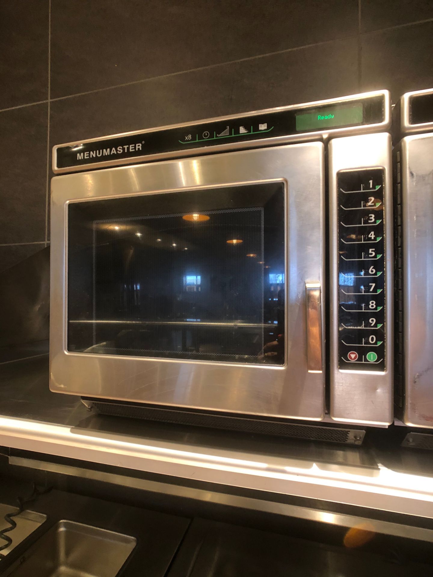 Menumaster Commercial Microwave, Model MRC22S2, 1 CuFt Interior Space, 2200 Power Output - Image 2 of 5