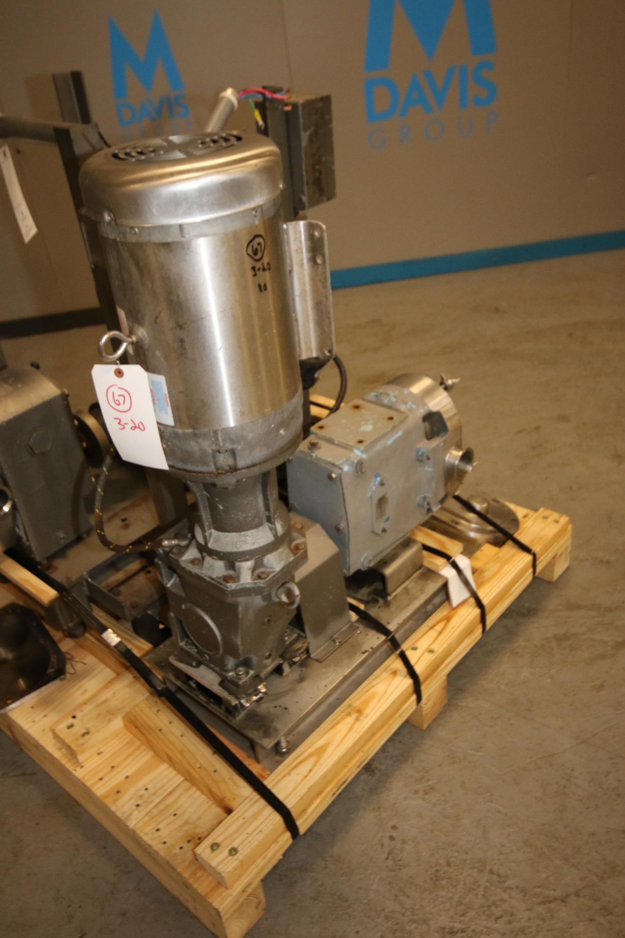 WCB 7.5 hp Positive Displacement Pump, M/N 060, S/N 455423R1 08, with 2-1/2" S/S Clamp Type Inlet/ - Image 5 of 9