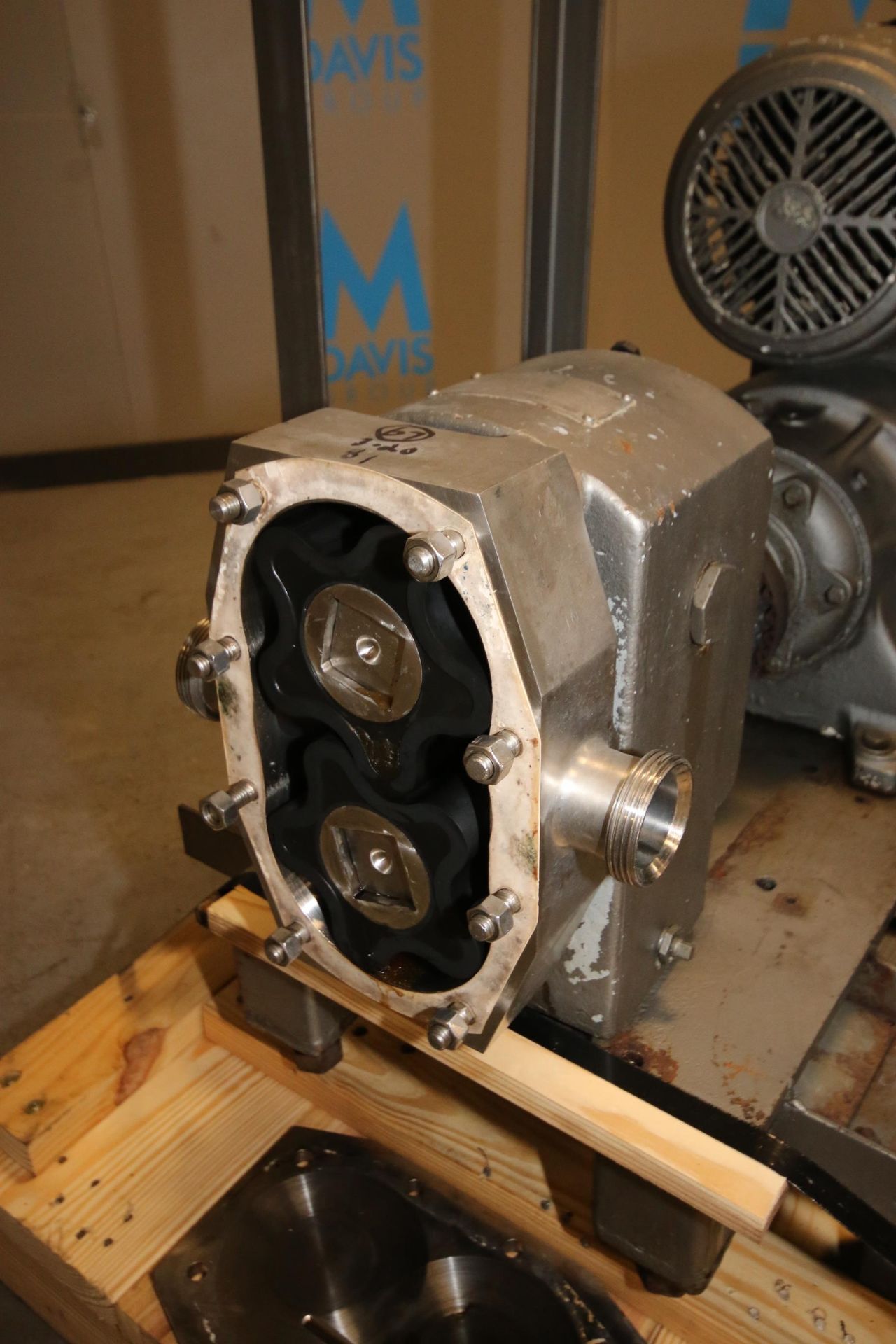 APV Crepaco 5 hp Positive Displacement Pump, Size: R4R, S/N E-4936, with Aprox. 2" Thread Type - Image 5 of 12