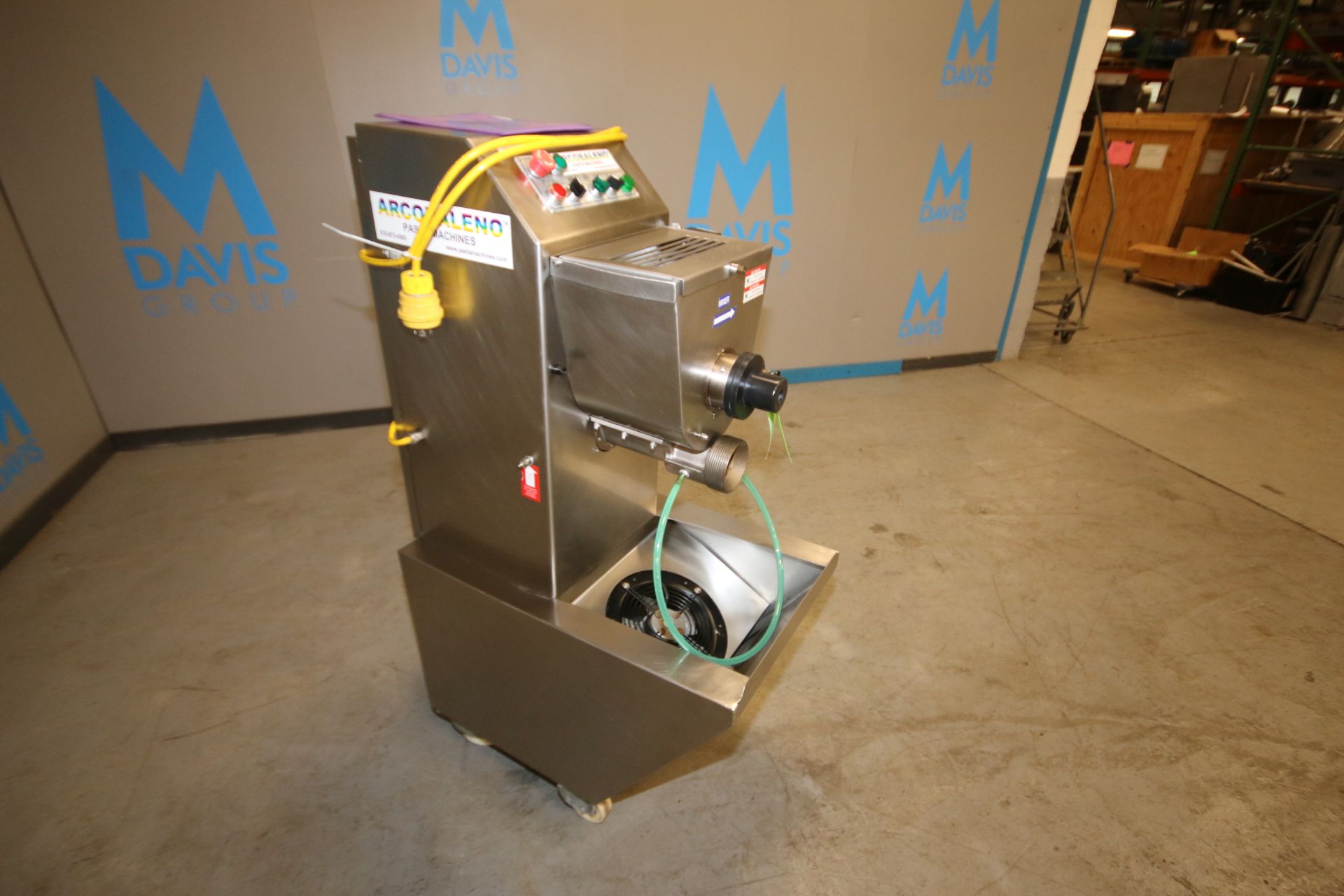 Arcobaleno Pasta Machines 50 lb. Pasta Extruder, Model EX18, S/N 7003, 220V (LOCATED AT M. DAVIS - Image 2 of 11