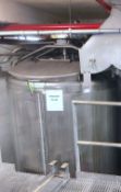 Mueller 1200 Gallon Vertical Mixing Tank