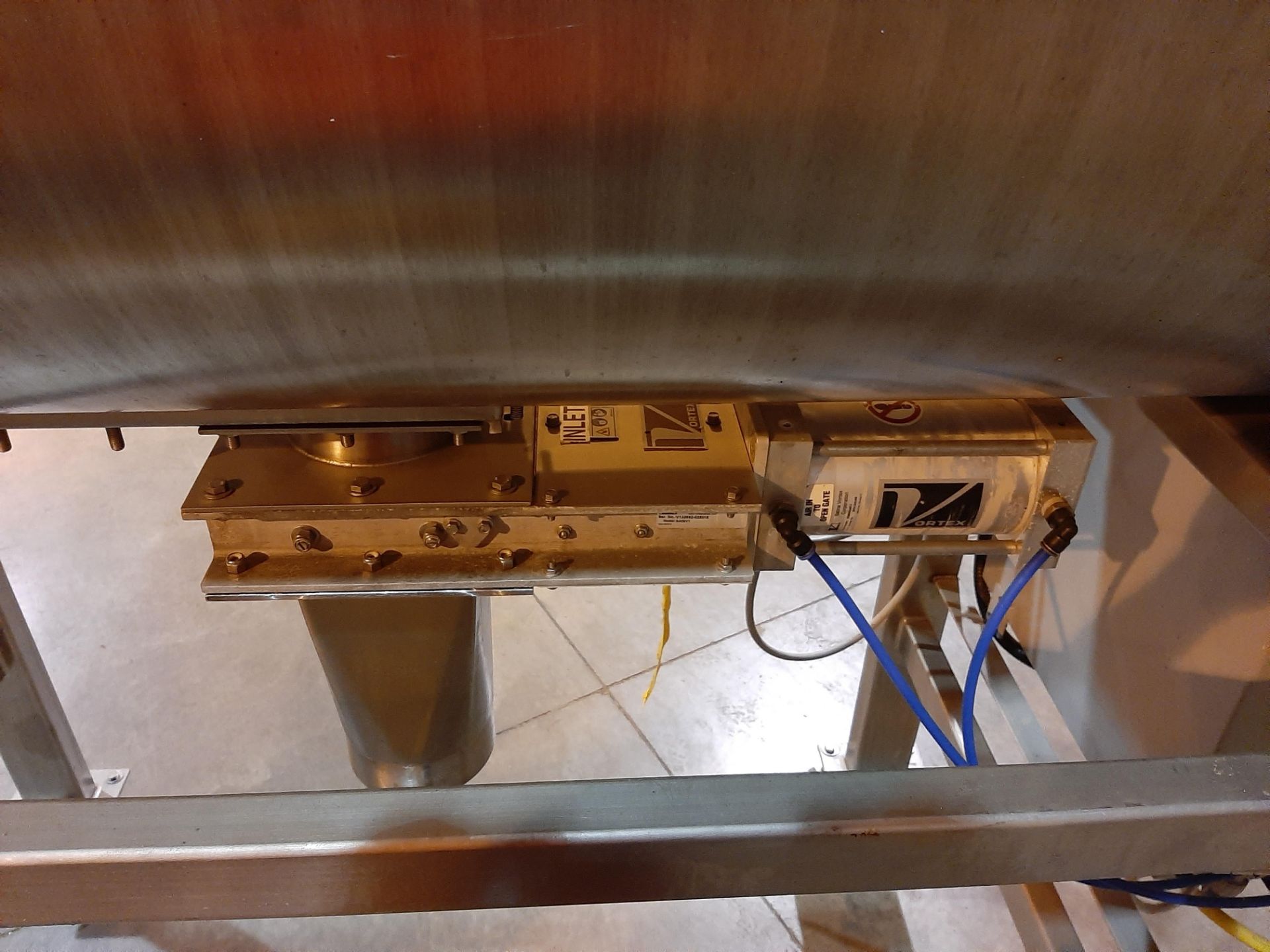 Single Shaft Stainless Steel Ribbon Blender, Model , S/N , Owner Item Number , (Located in Sioux - Image 4 of 4