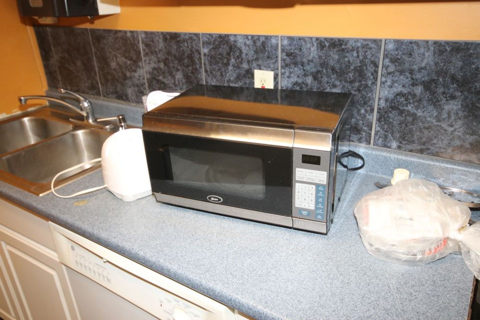 Contents of Break Room, Includes (1) S/S Table, (3) Microwaves, Double Door Storage Cabinet, (1) - Image 3 of 6