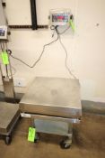 Doran S/S Platform Scale, M/N 7000XLM, with Aprox. 24" L x 24" W S/S Platform, Mounted on Portable