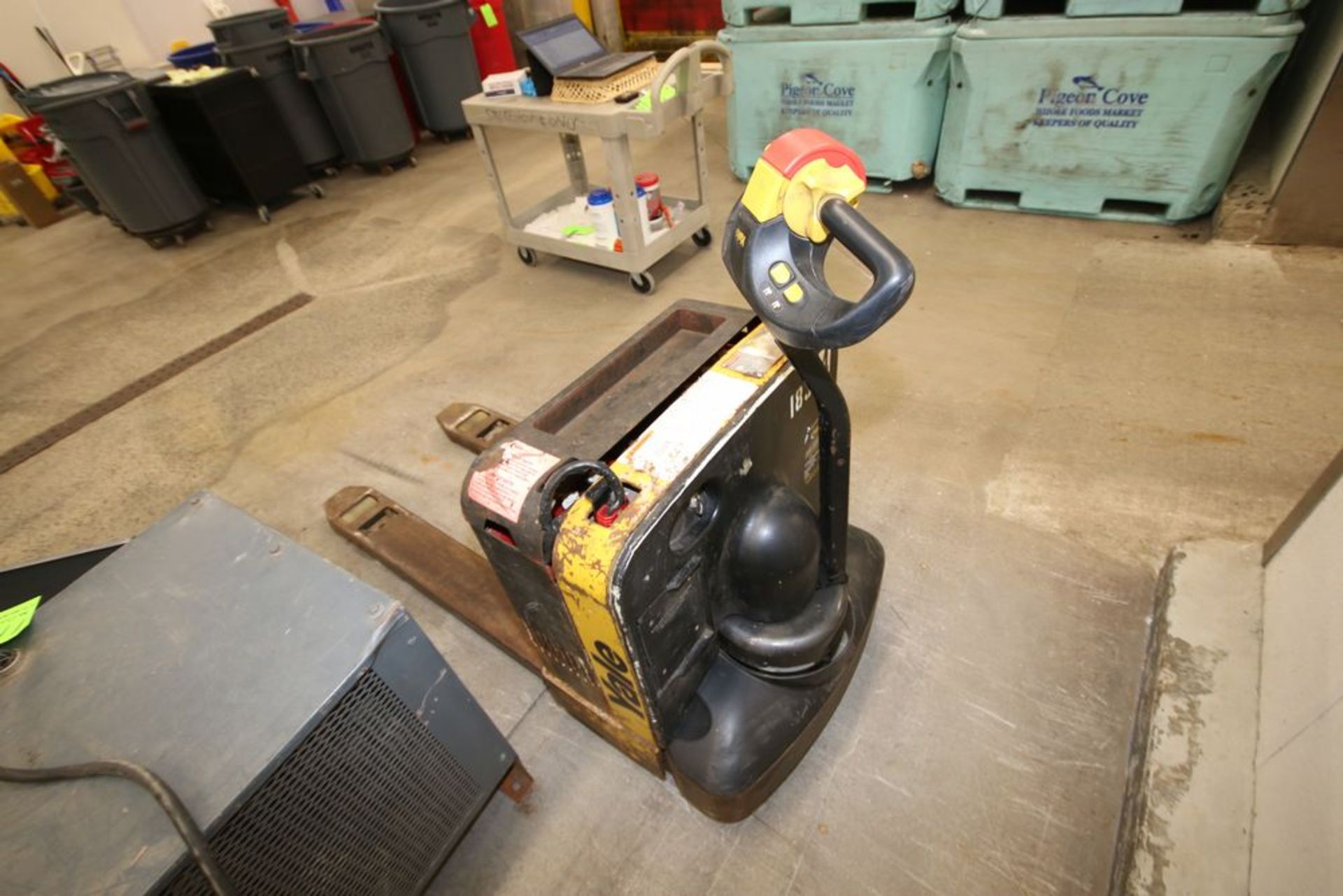 Yale 4,000 lb. Electric Pallet Jack, M/N MPB040-EN24T2748, with Battery (NOTE: Battery Currently NOT - Image 2 of 3