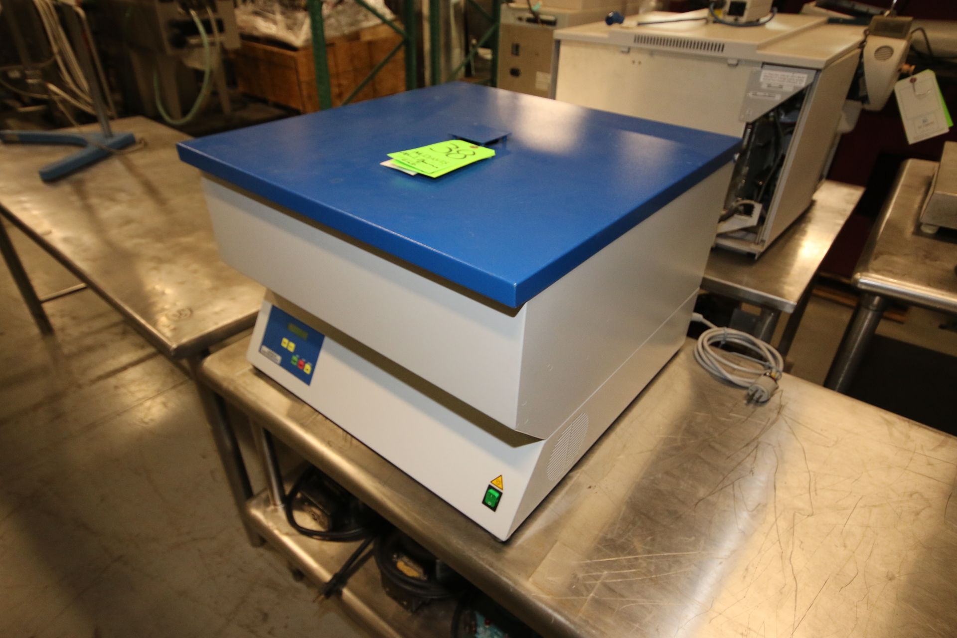 Gerber Inst. Centrifuge, Type UNIV, Type 0130070, 110V (LOCATED IN MDG AUCTION SHOWROOM--PITTSBURGH, - Image 2 of 5