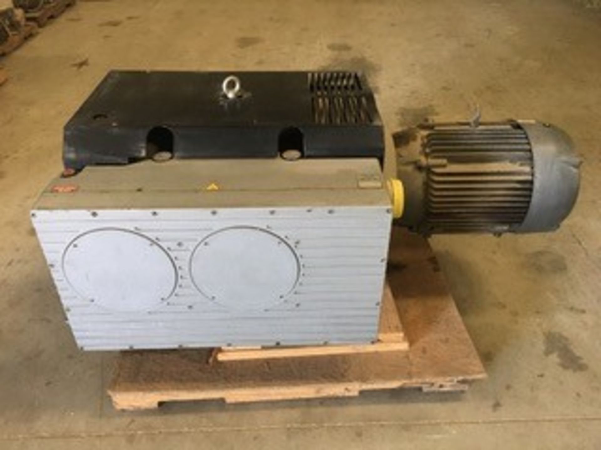 Rietschle Thomas Vacuum Pump, M/N VC700, 3.60091E+12, with Stand, M/N 50144697 (LOCATED IN PASO - Image 2 of 9