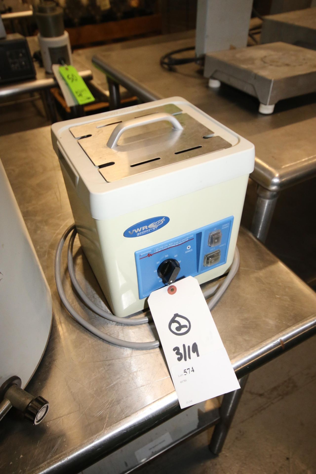 VWR Ultrasonic Lab Cleaner, M/N 81500A-MT, S/N CB0707DUA00017, 110-120 Volts, with Aprox. 6" L x 5-