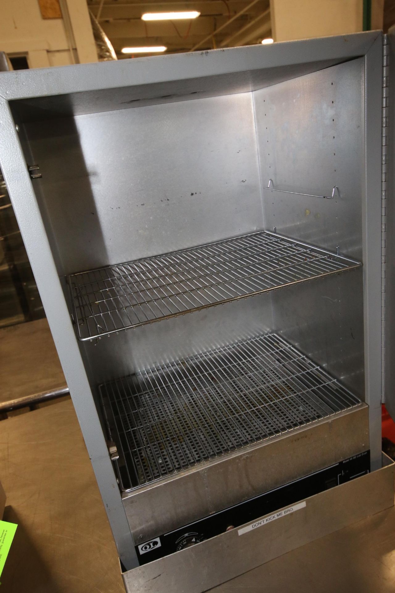 Quincy Lab Oven, M/N 40GC, S/N G4-004693, 120 Volts, with S/S Internal Walls, with S/S Wire Shelves, - Image 3 of 5