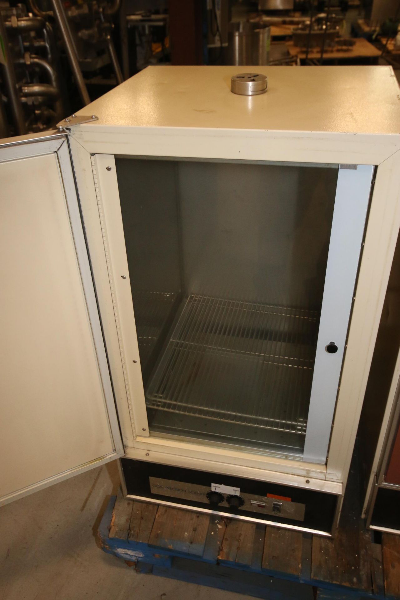 Precision Scientific Lab Incubator, CAT. NO.: 31577, S/N 22AJ-3, Temp. Range: 70C, S/S Interior, - Image 5 of 6