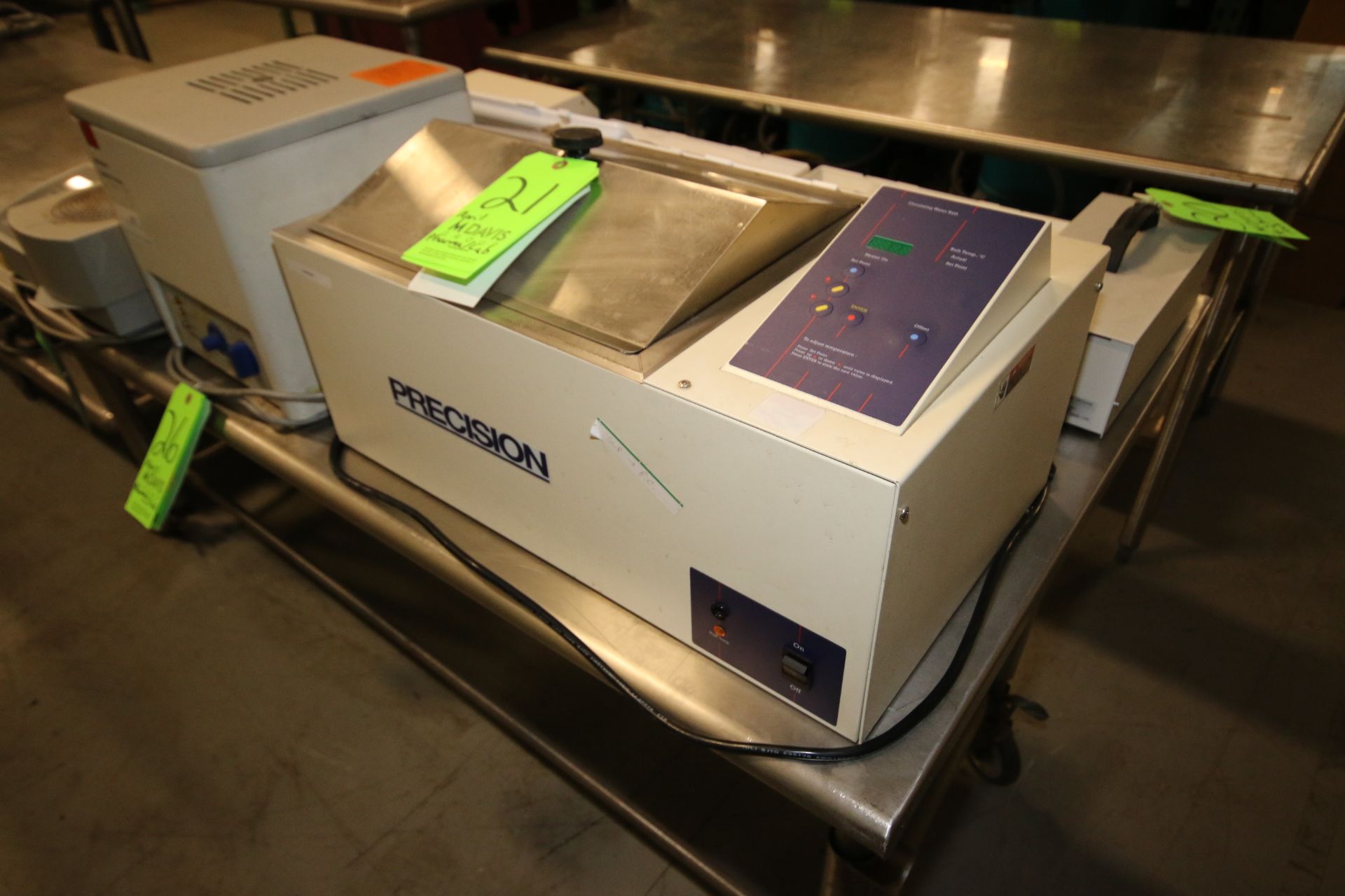 Precision Digital Water Bath, Cat. # 51221035, S/N 601091628 (LOCATED IN MDG AUCTION SHOWROOM-- - Image 2 of 2