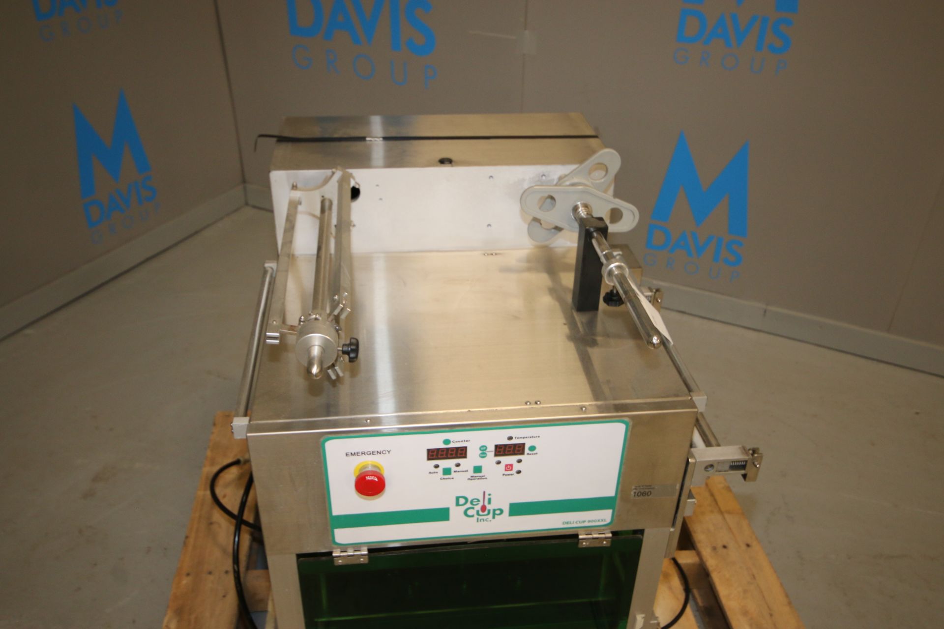 Deli Cup Sealer, Model DELI CUP 900XXL (IN#69790)(LOCATED IN MDG AUCTION SHOWROOM--PITTSBURGH, - Image 3 of 7