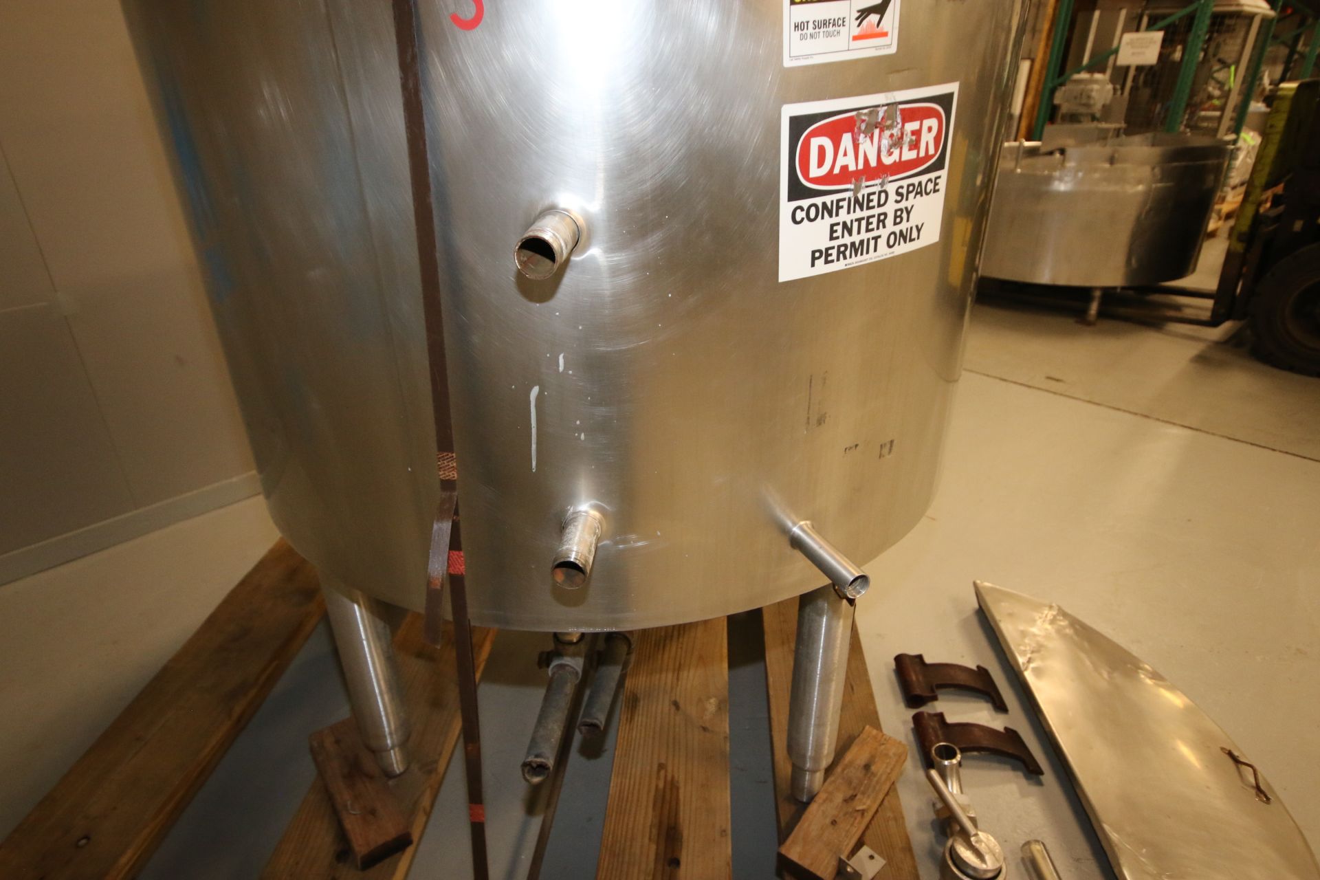 Cherry-Burrell Aprox. 250 Gal. S/S Processor, Cone Bottom with S/S Hinge Lids, Includes S/S Plug - Image 5 of 15